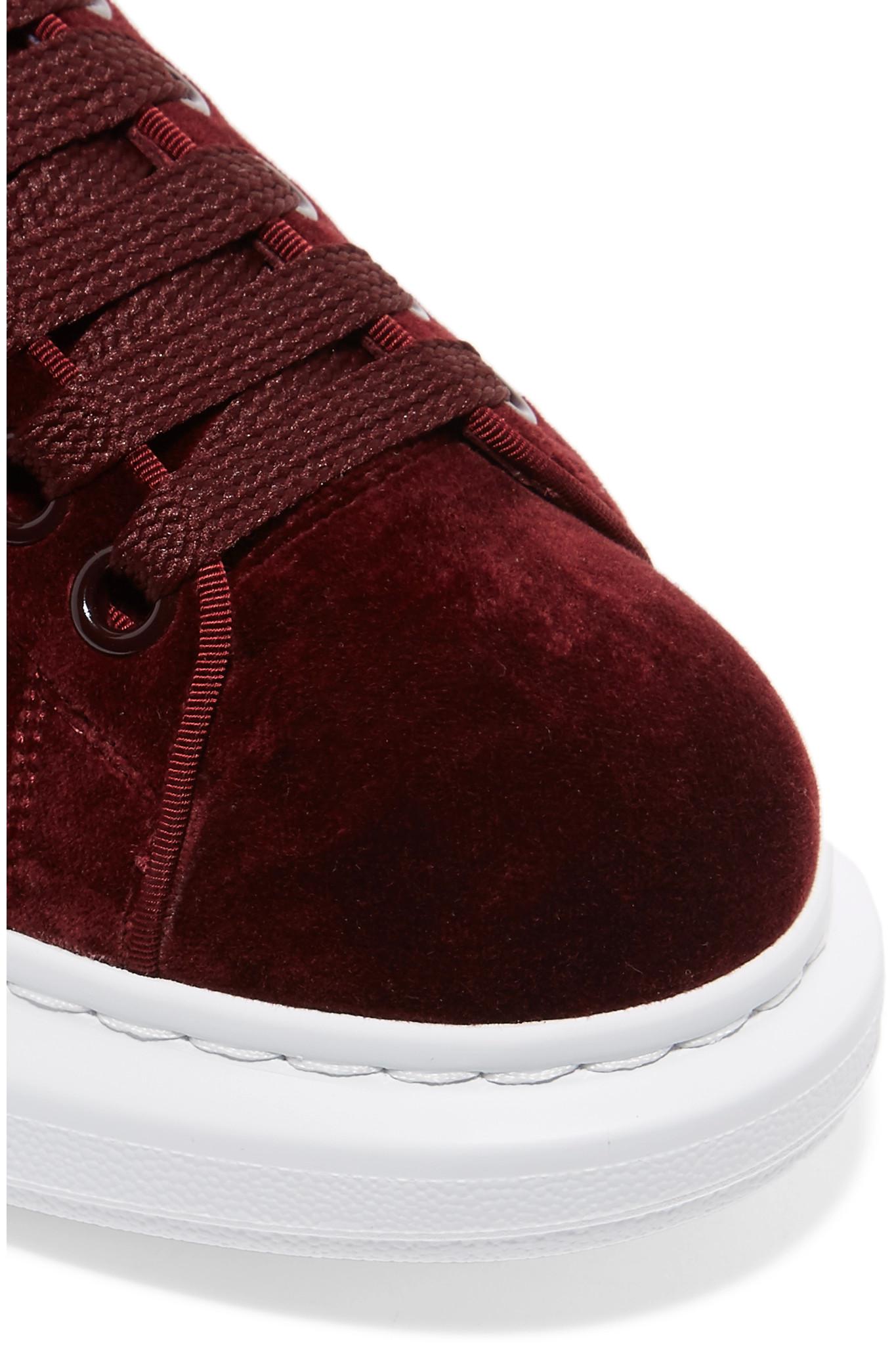Alexander McQueen Snake-trimmed Velvet Exaggerated-sole Sneakers in Red |  Lyst