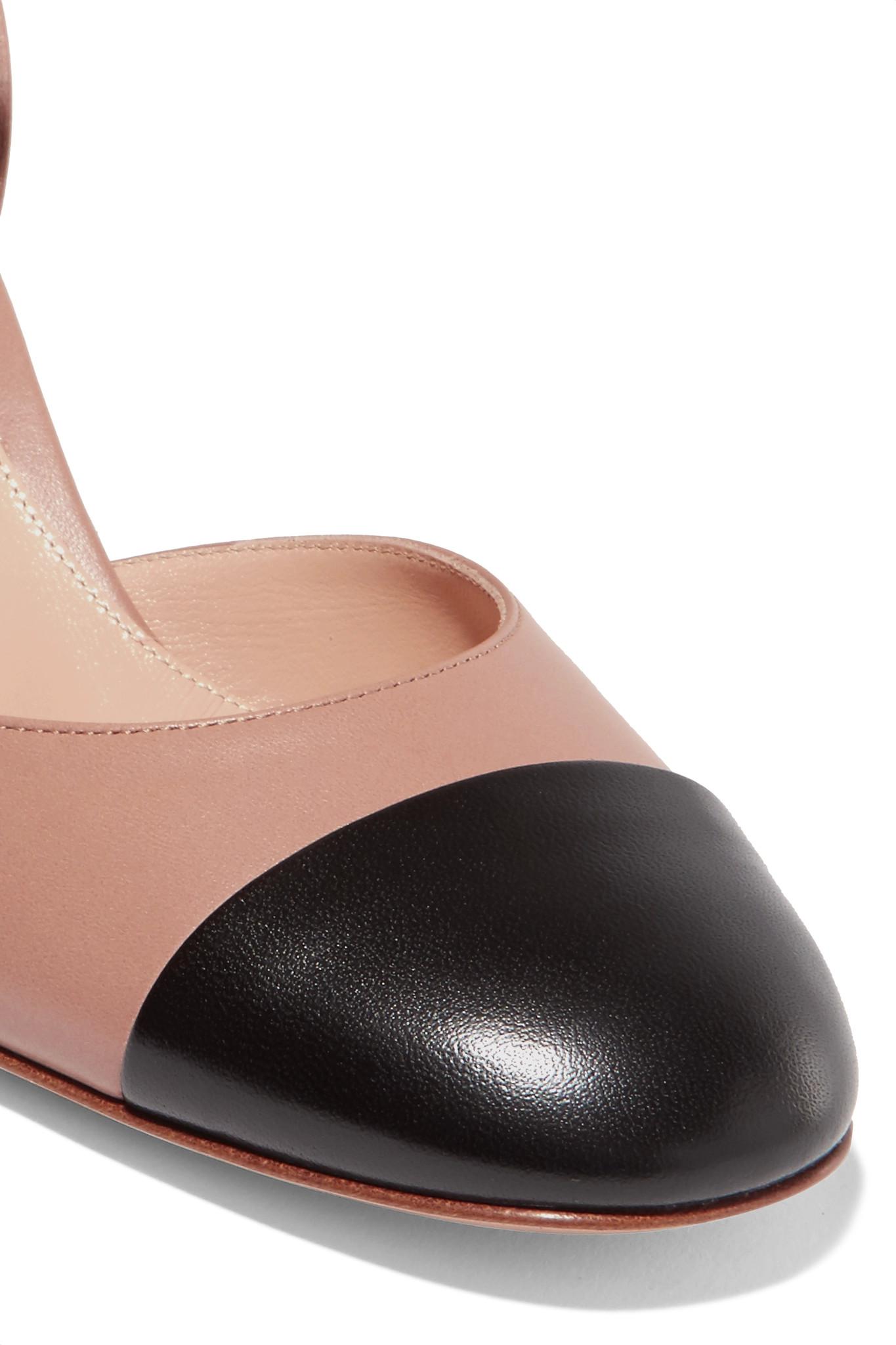 Gianvito Rossi Two-tone Leather Mary Jane Pumps in Beige (Natural) - Lyst