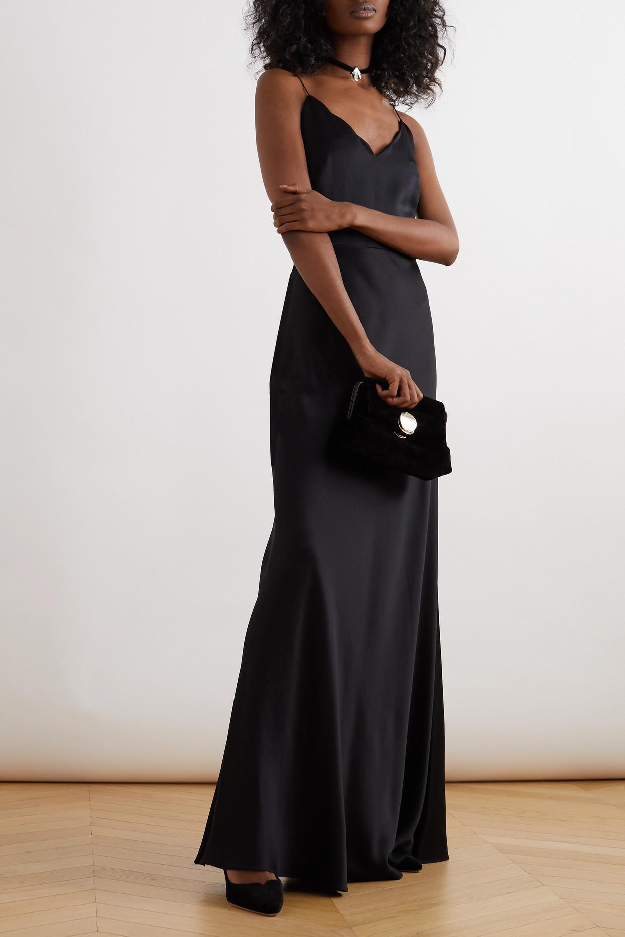 Chlo Atelier Jolie Scalloped Silk cady Gown in Black Lyst UK