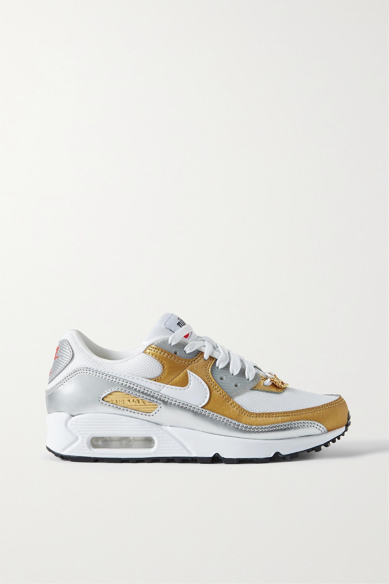 metallic air max