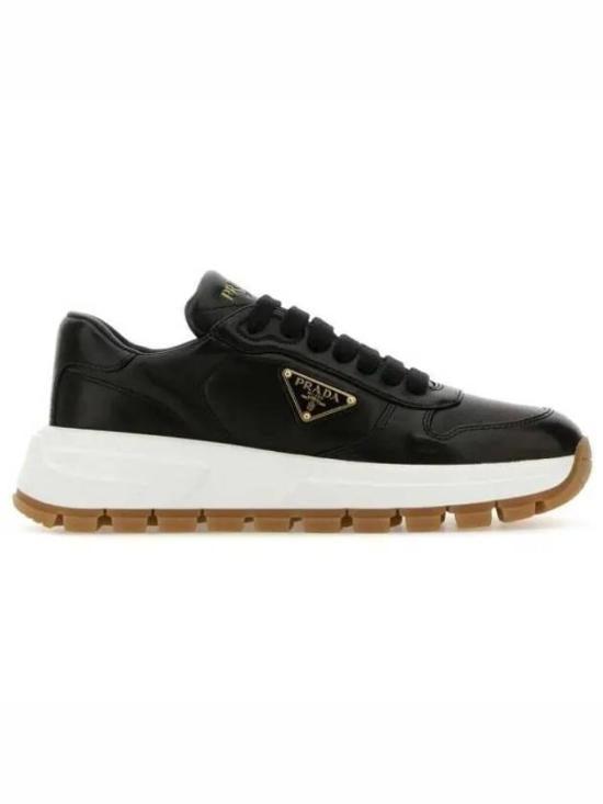 Women's Prada Low-top sneakers | Lyst