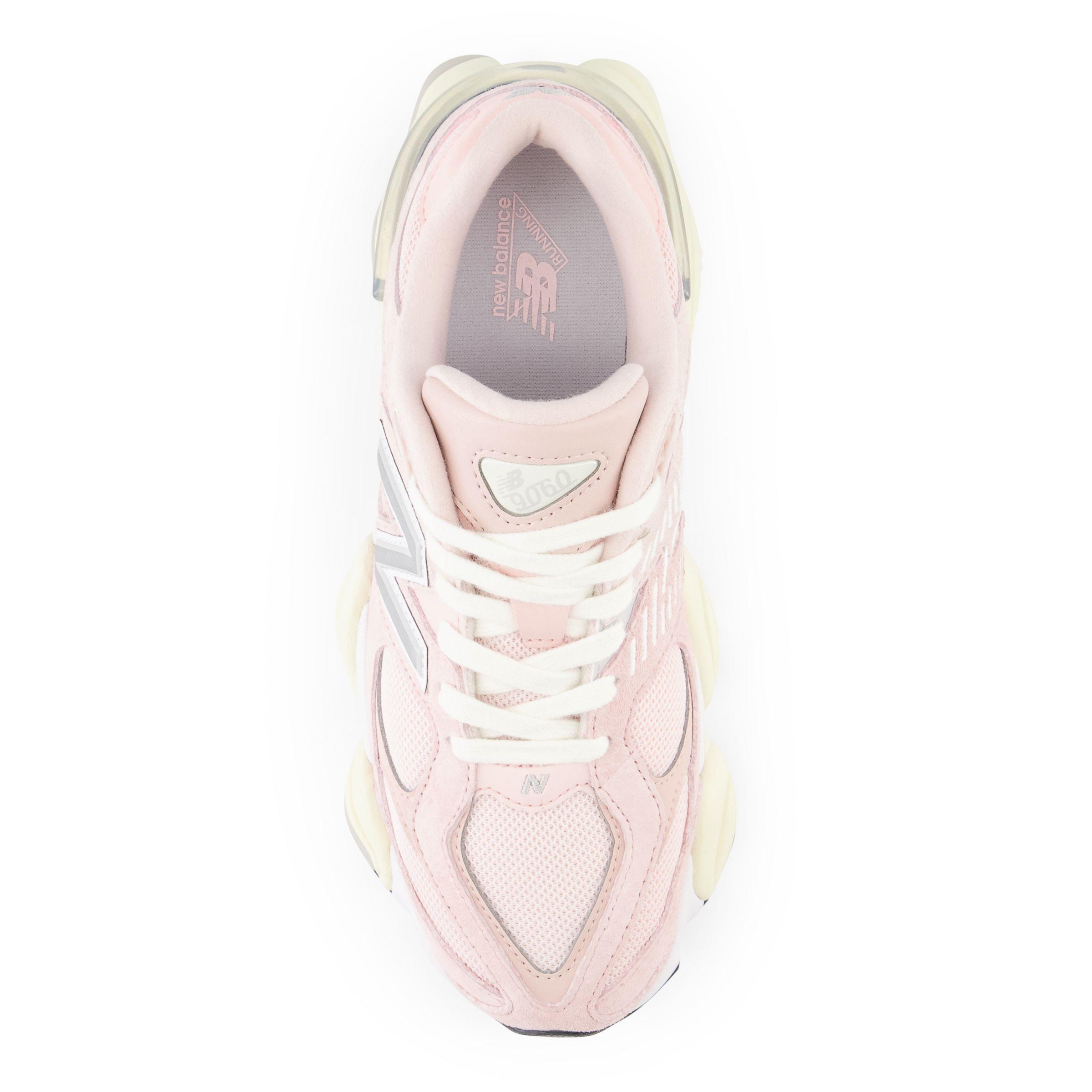 New balance pink beige 2025