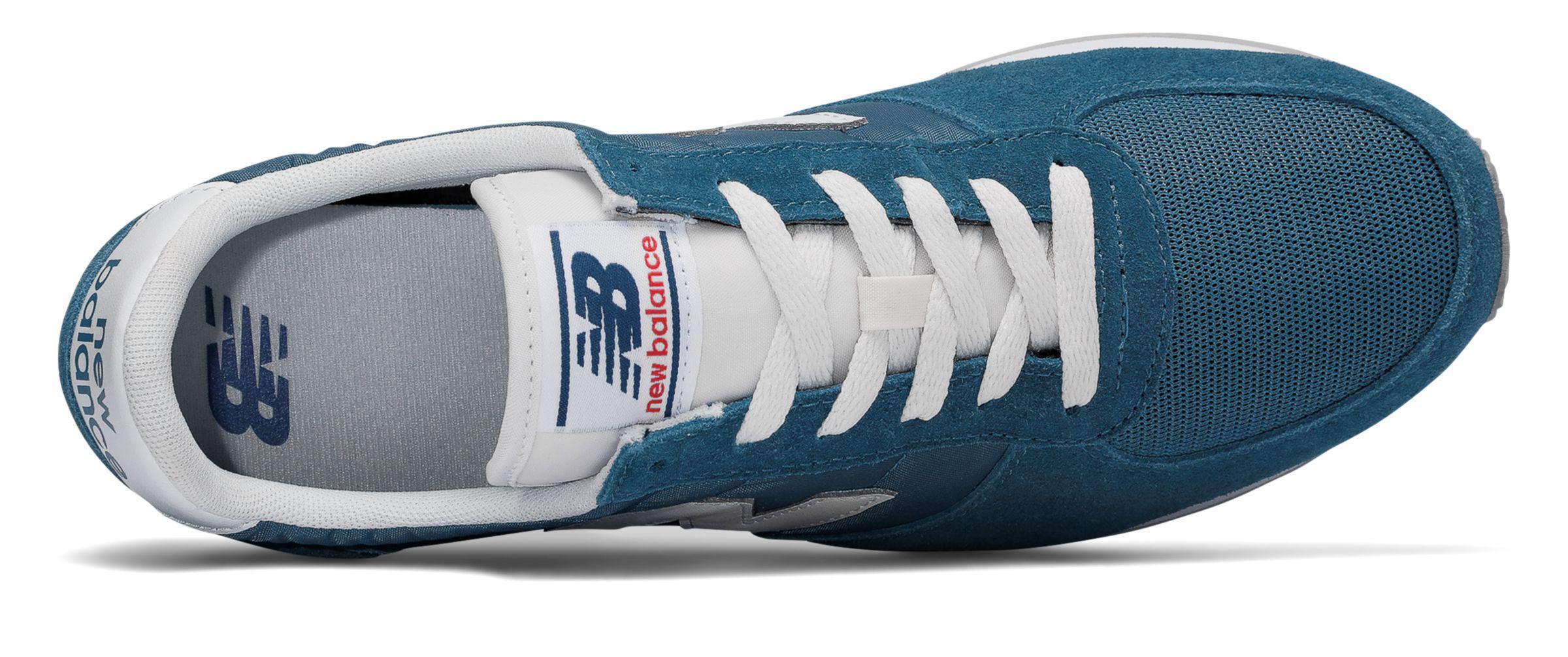 new balance 220 70s running