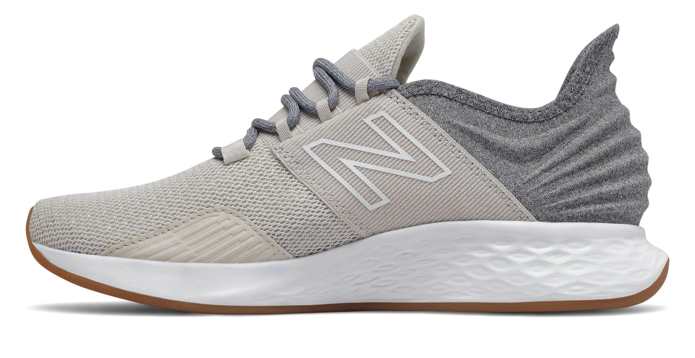 new balance fresh foam roav tee shirt