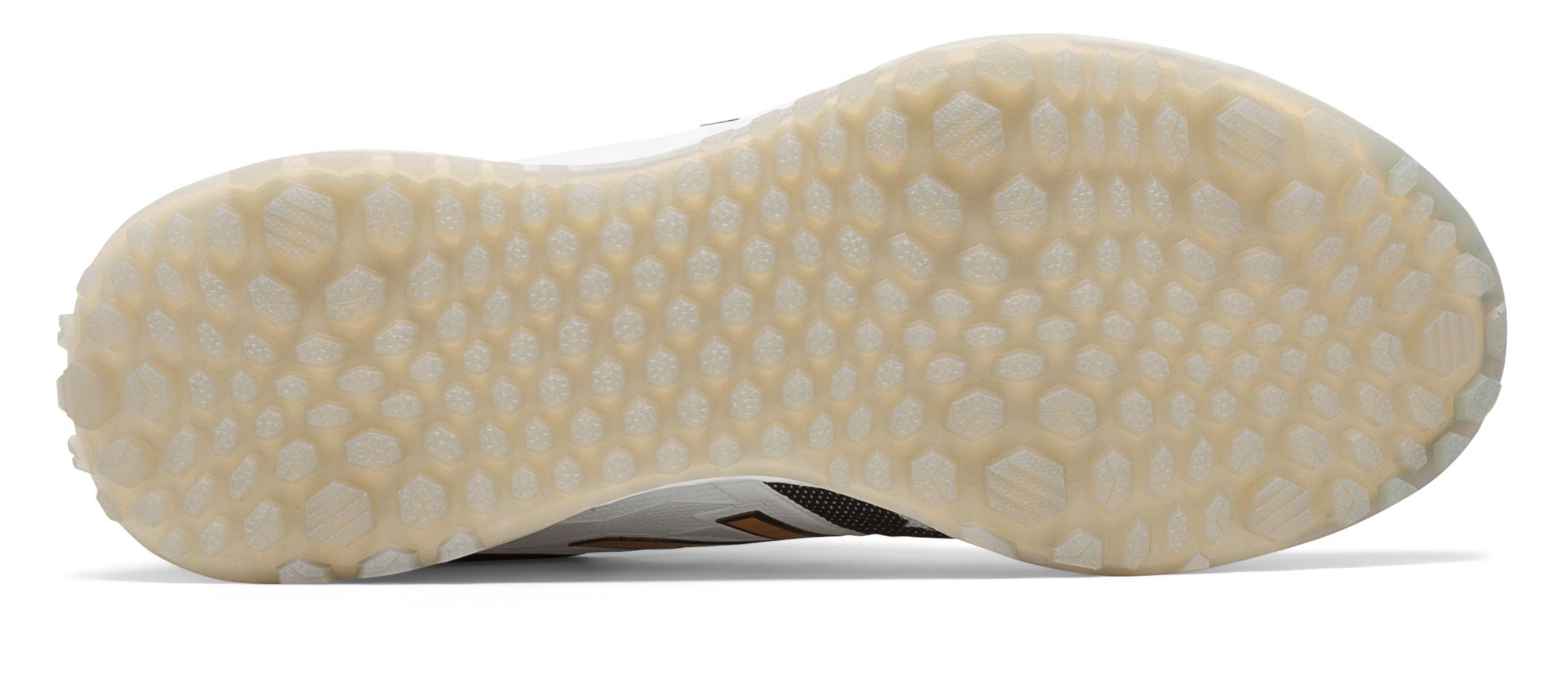 Limited Fresh Foam 3000v4 Turf Hotsell 