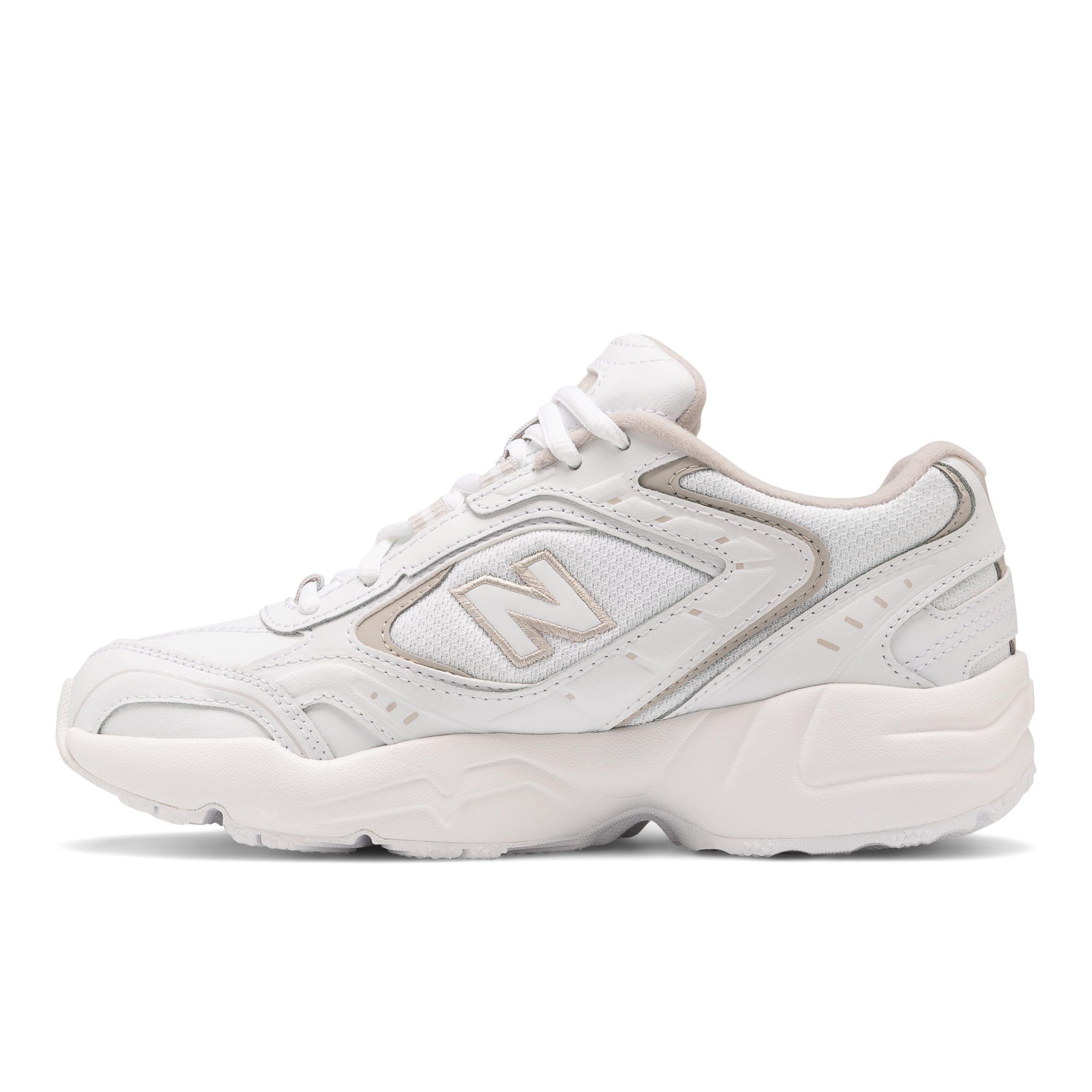 New Balance 452 in White/Grey/Black 