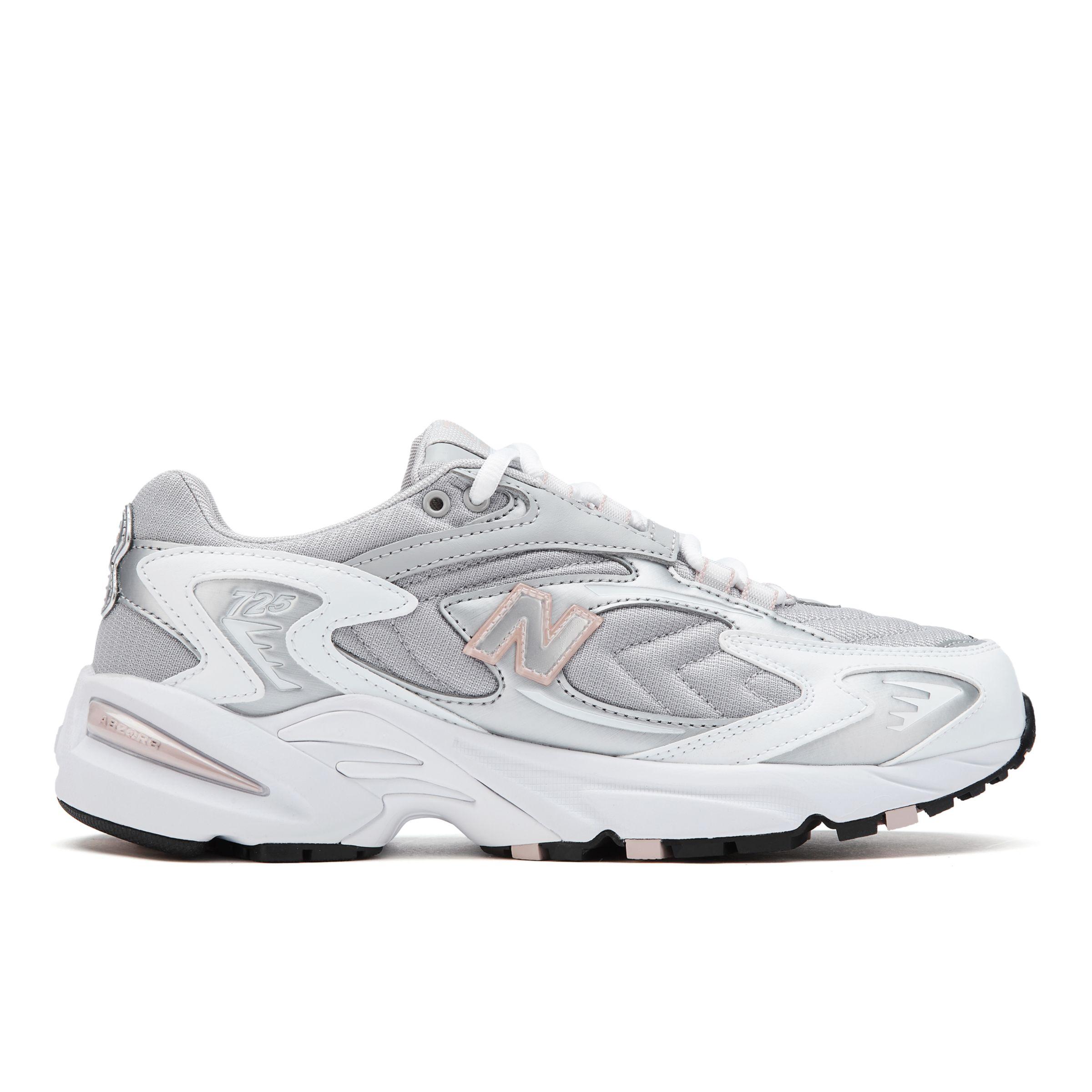 New Balance 725v1 in Grey/Pink (Grey 