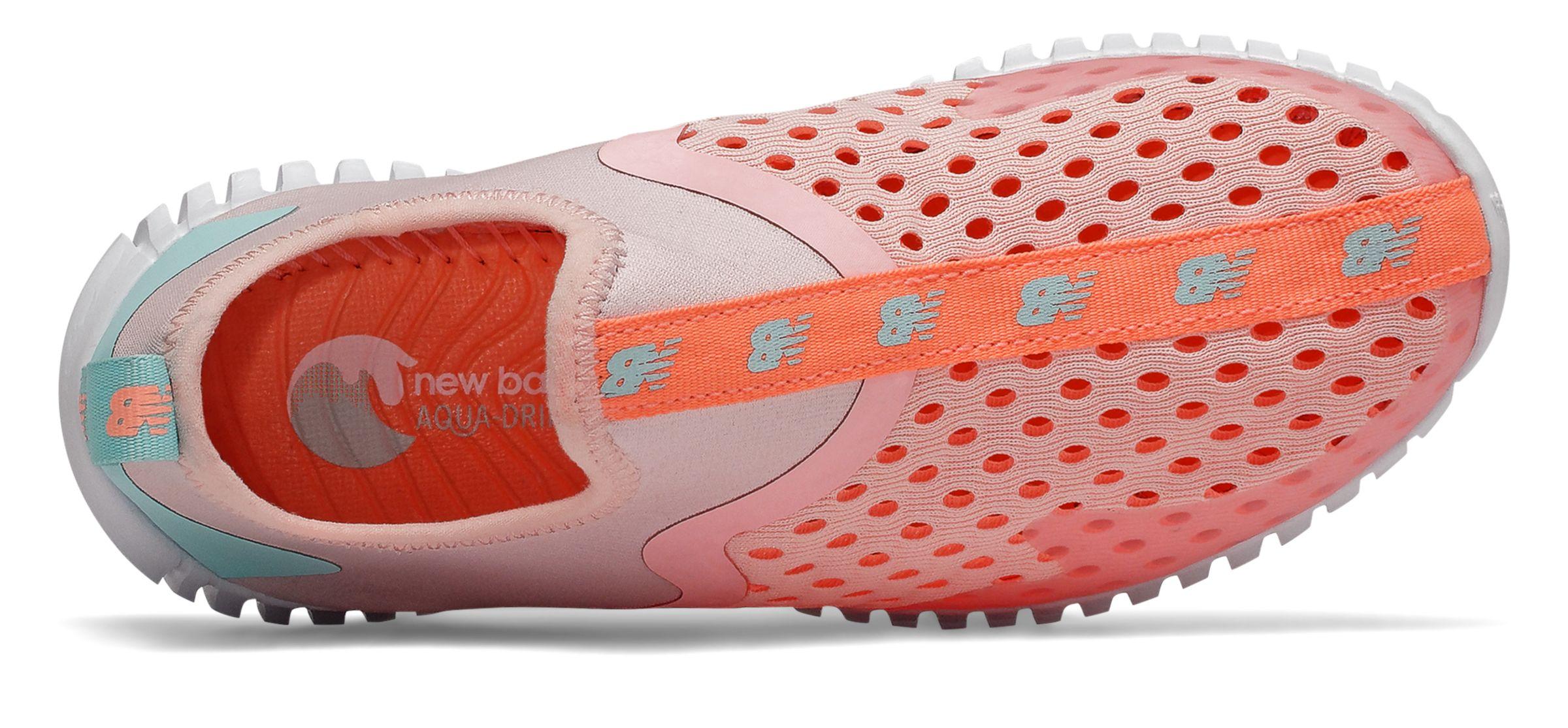 new balance aqua drift