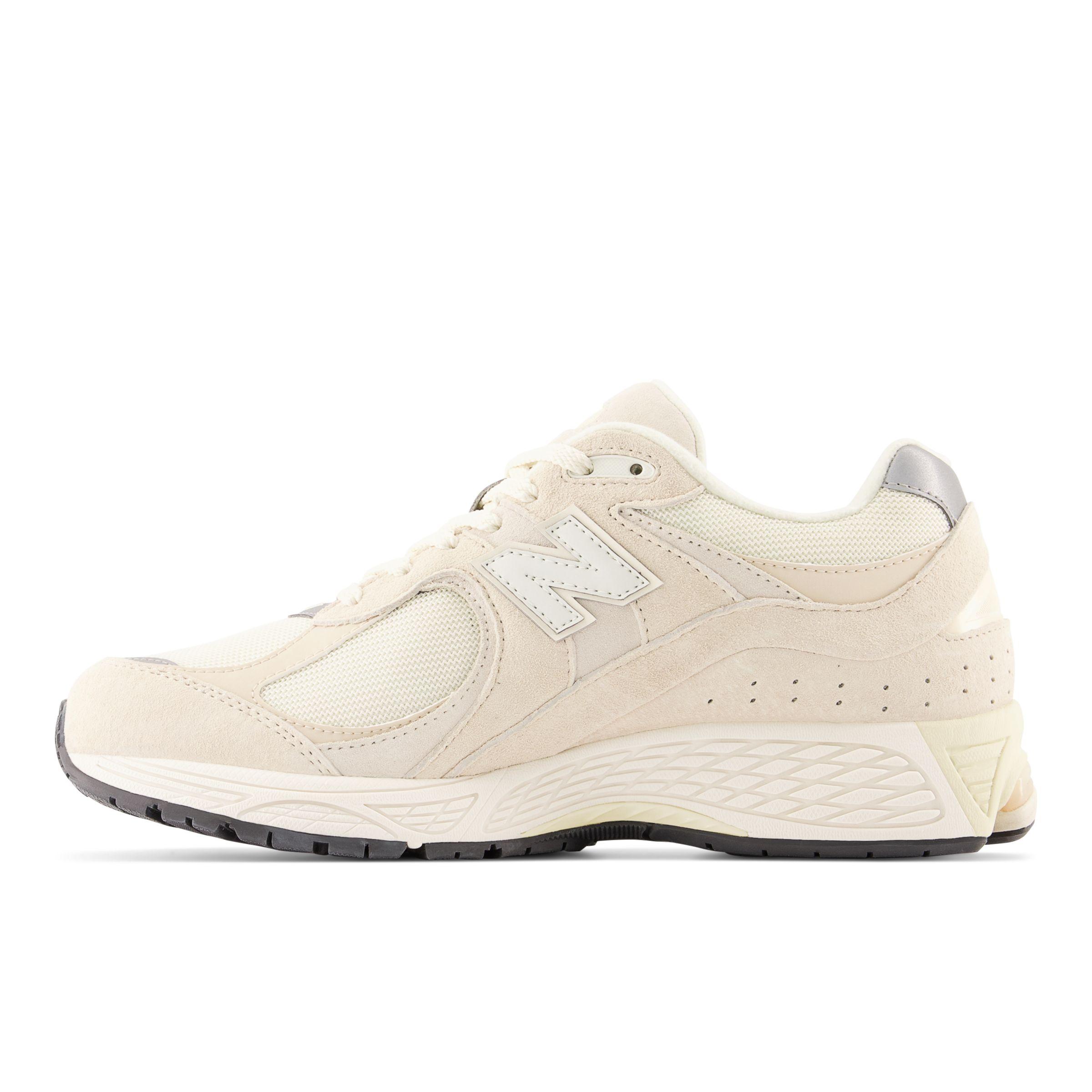 New Balance 2002r 'calm Taupe' in White for Men | Lyst