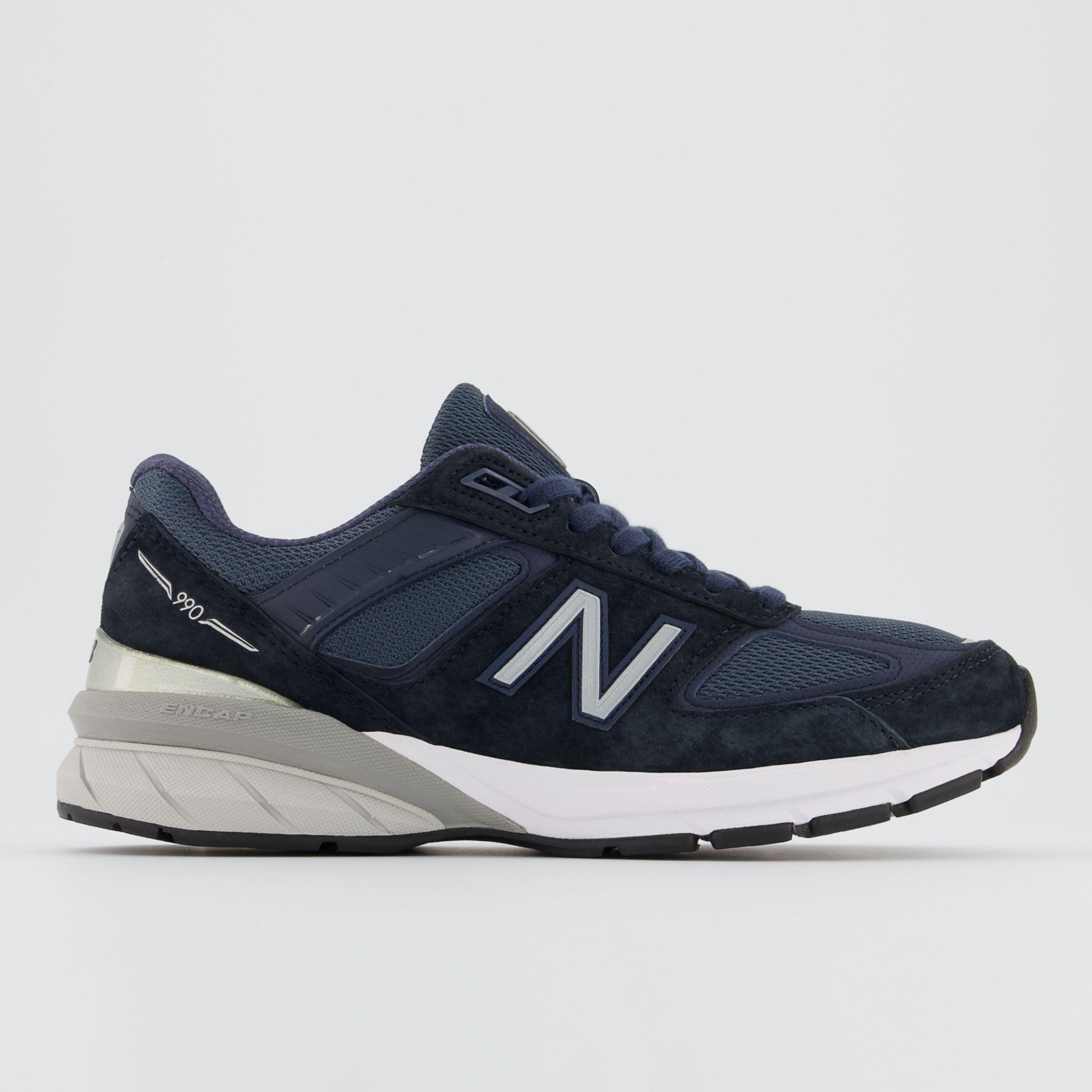 New Balance Leather 990v5 Low-top sneakers in Navy/Silver (Blue ...