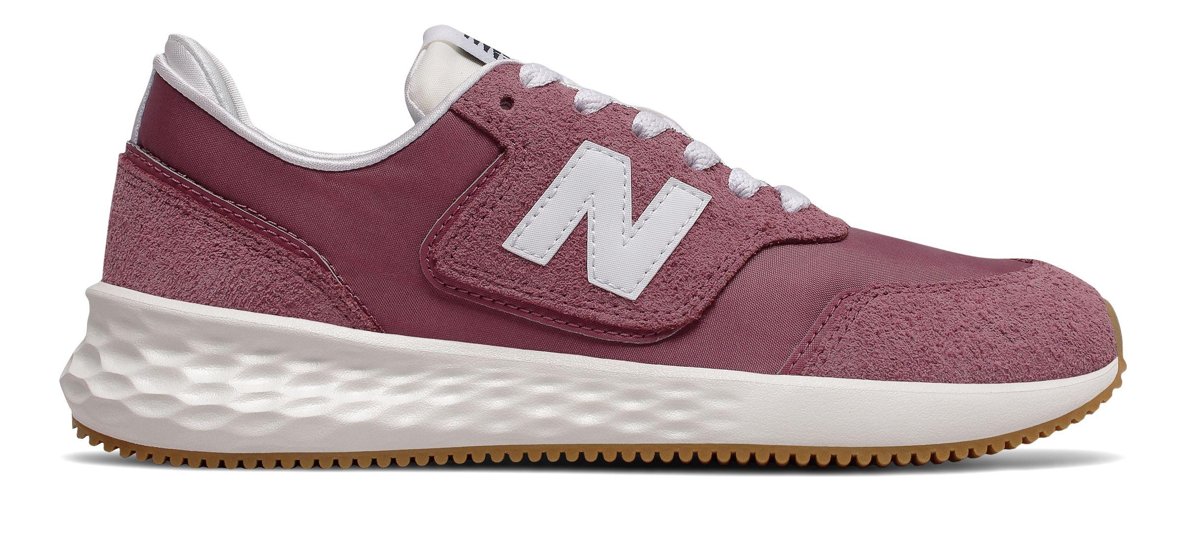 x70 new balance womens