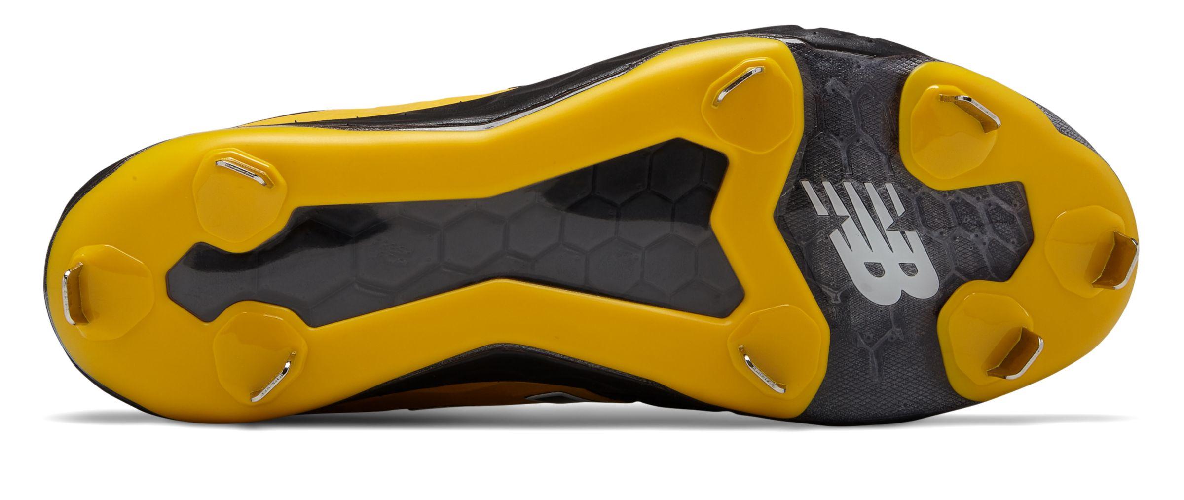 New Balance Lace Fresh Foam 3000v4 Metal in Black/Yellow (Yellow) for