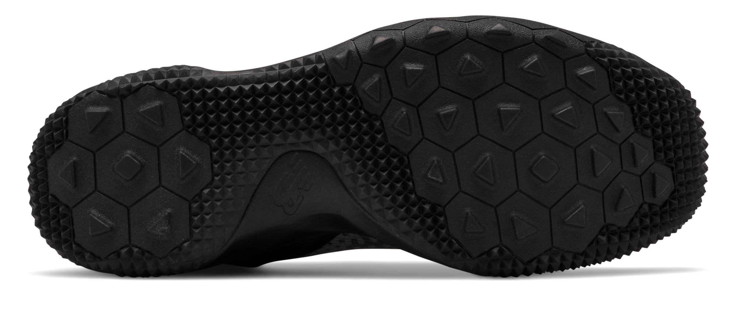 New Balance Freezelxv3 Turf in Black 