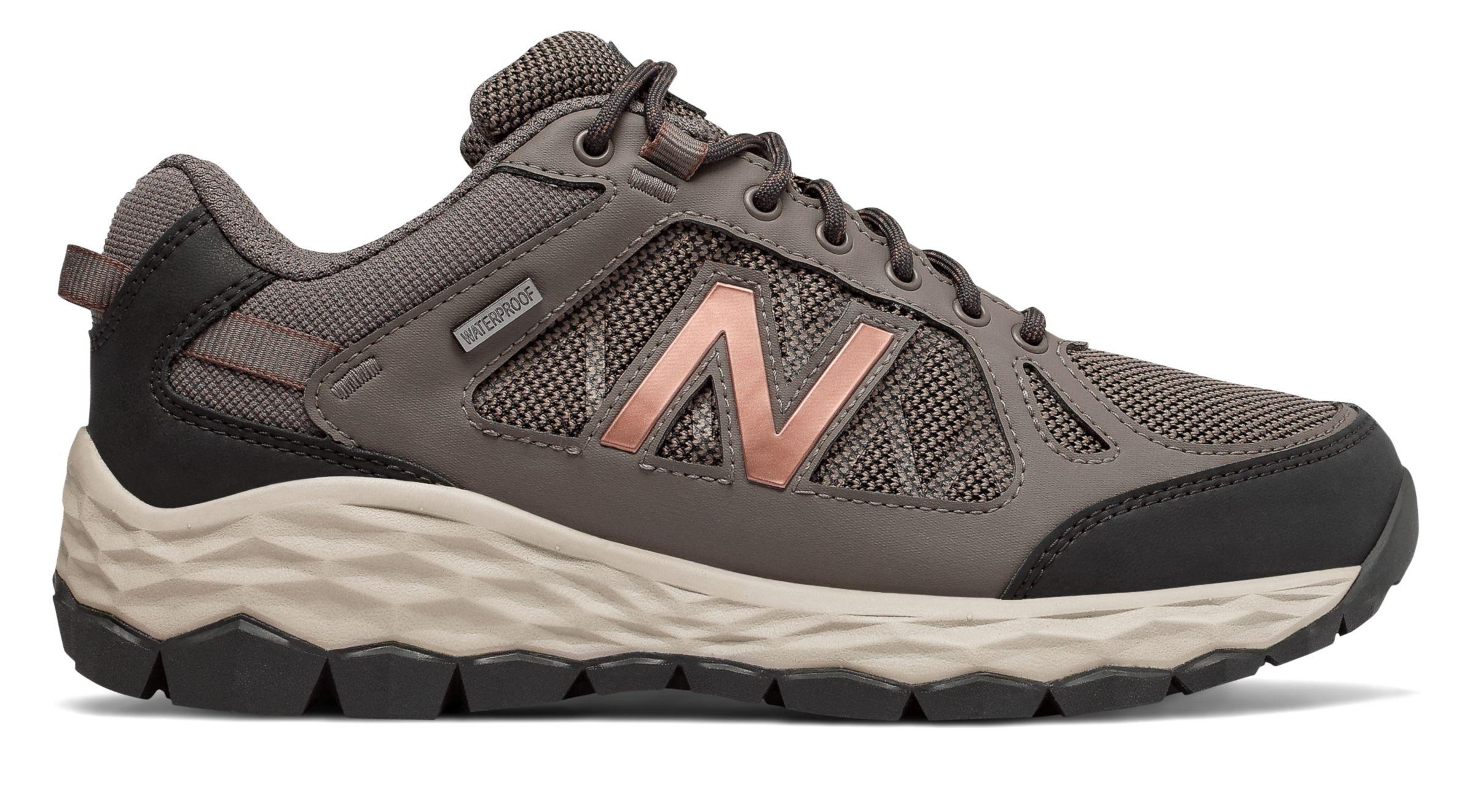 Balance Fresh Foam 1350 V1 Walking Shoe 