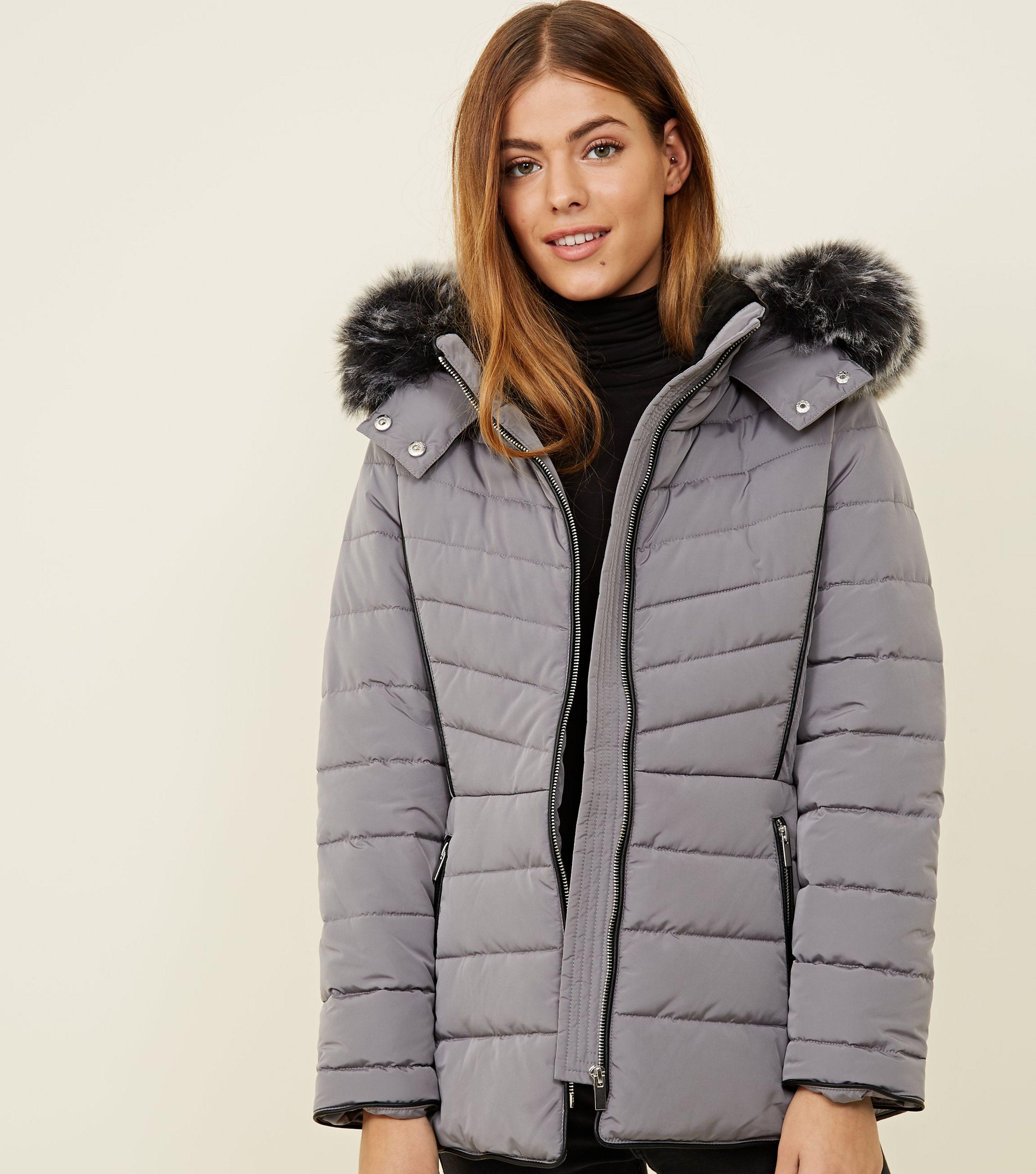 peak performance helium hybrid hood jacket