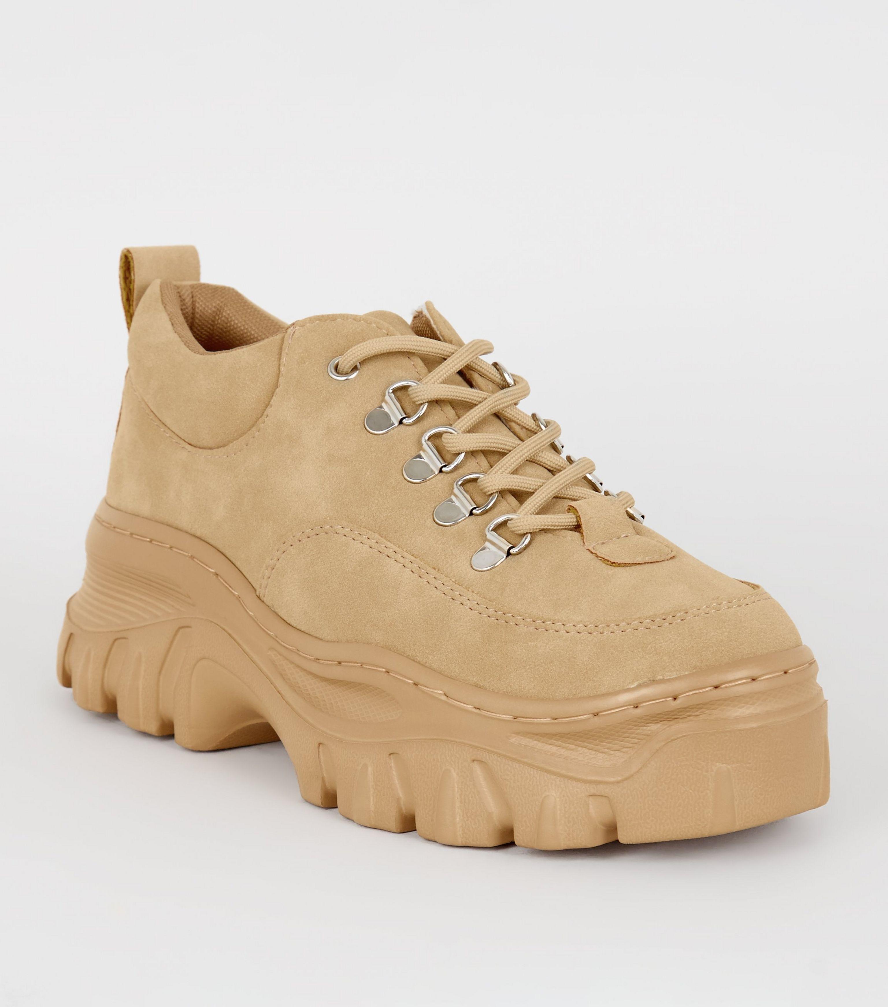 camel chunky trainers