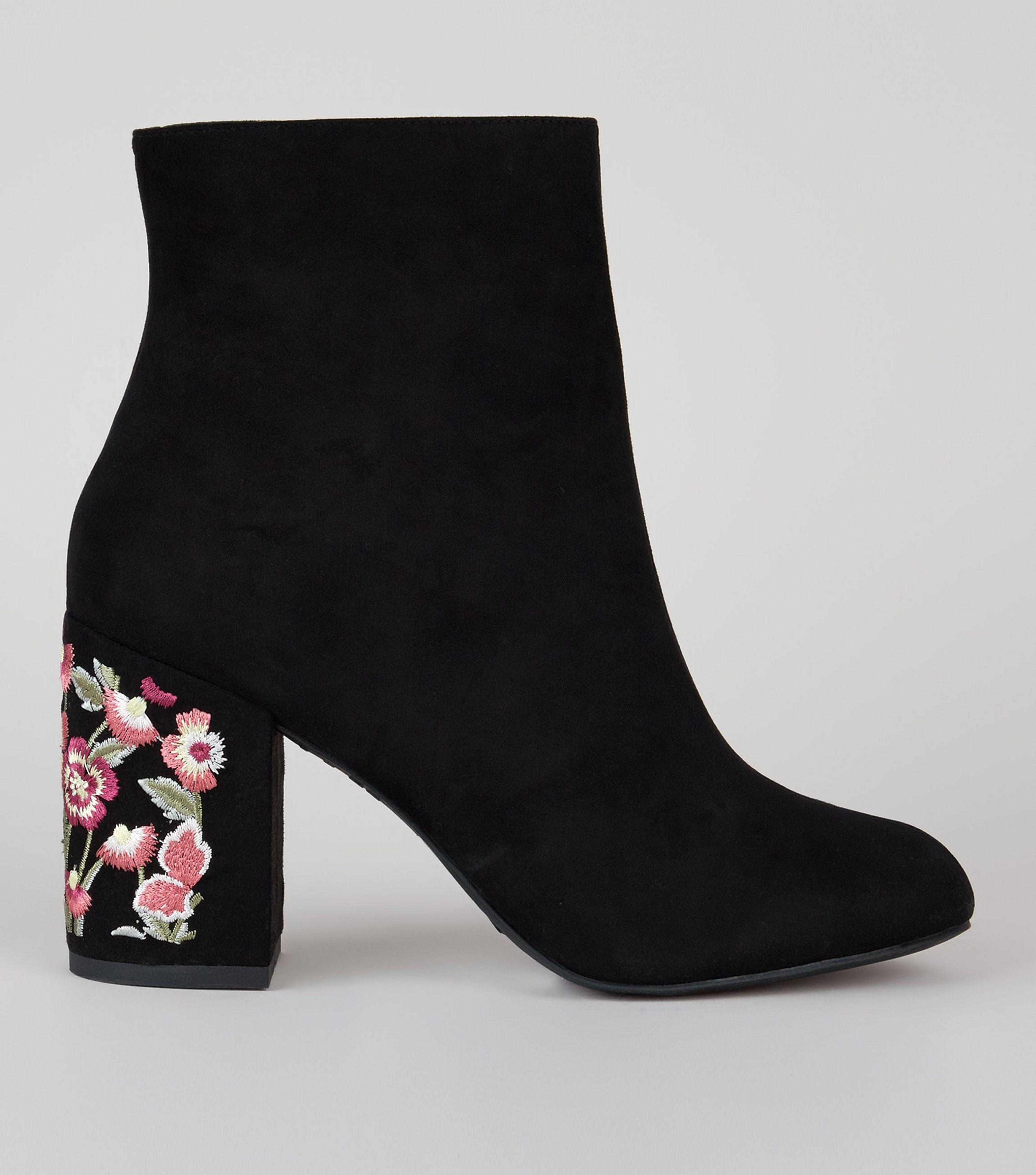 New Look Black Suedette Floral Embroidered Heel Boots - Lyst