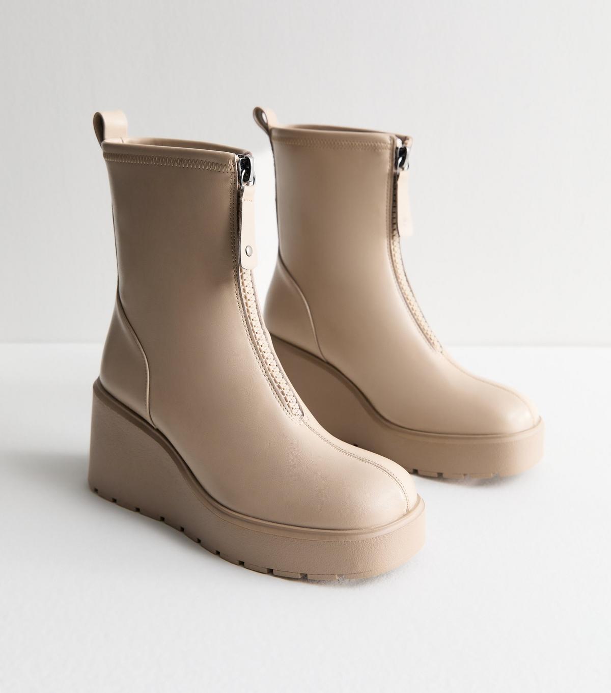 New Look Wide Fit Chunky Boots Wide Fit Black Faux Suede Chunky