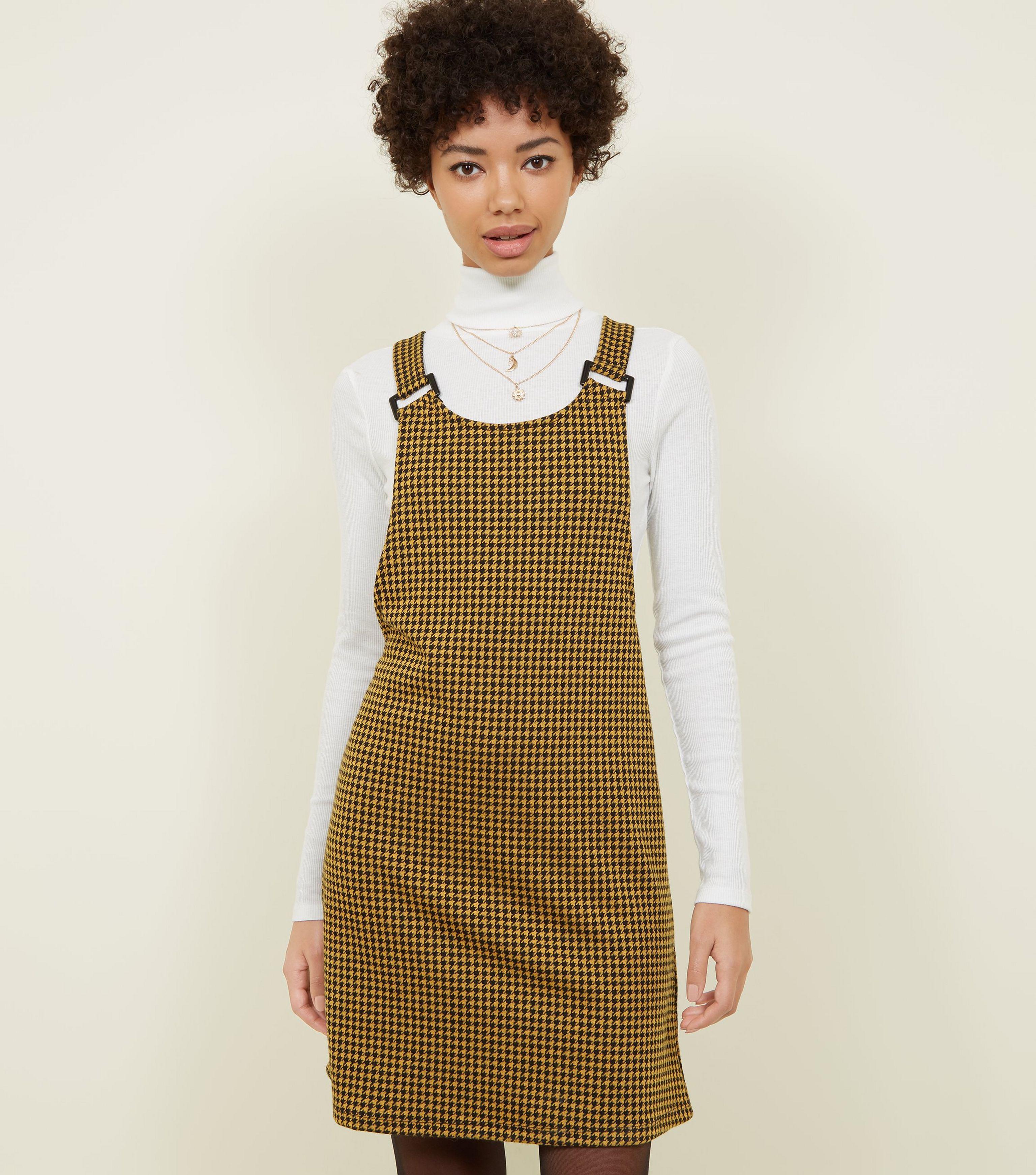 new look dogtooth pinafore