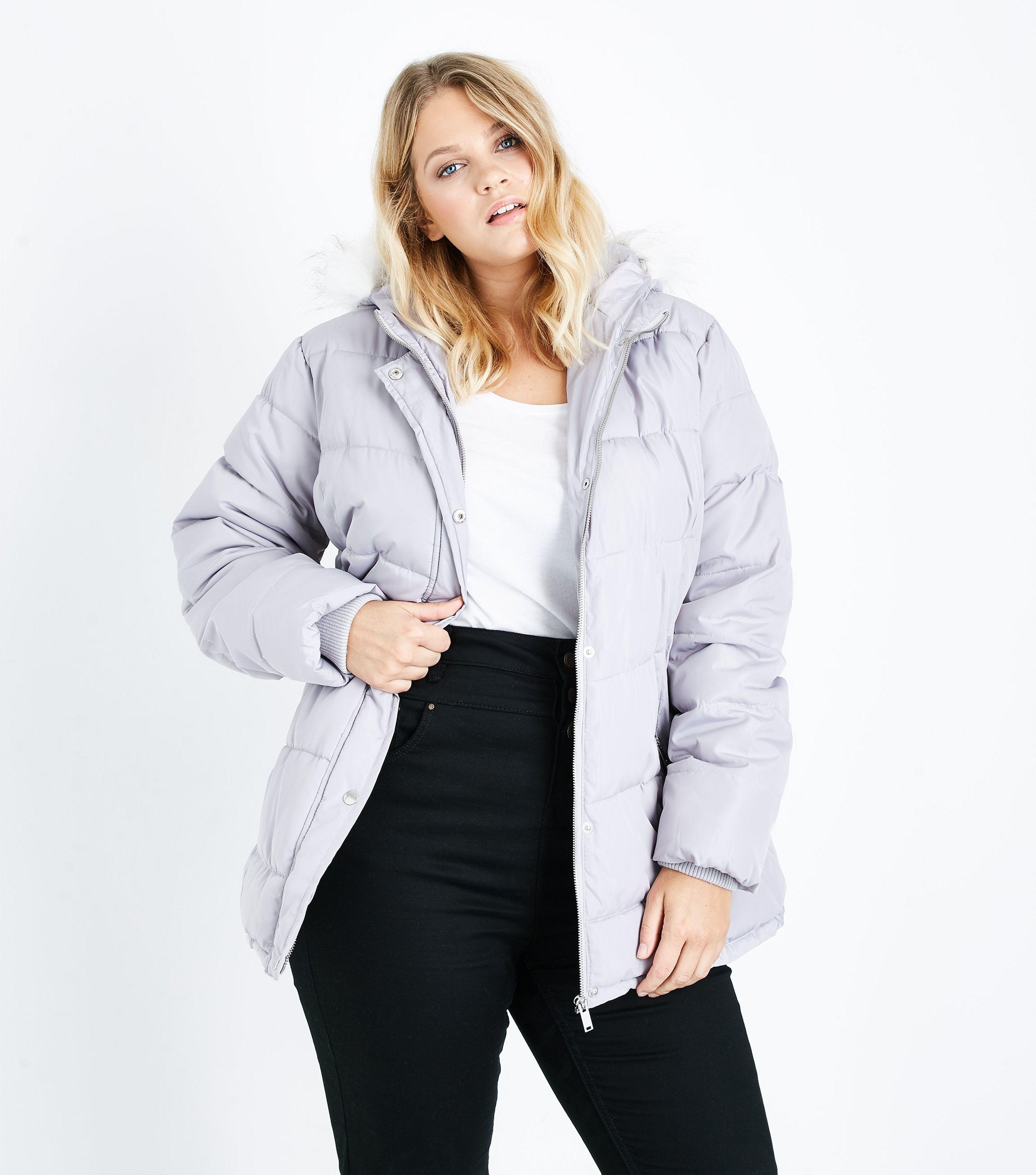 grey hooded puffer jacket