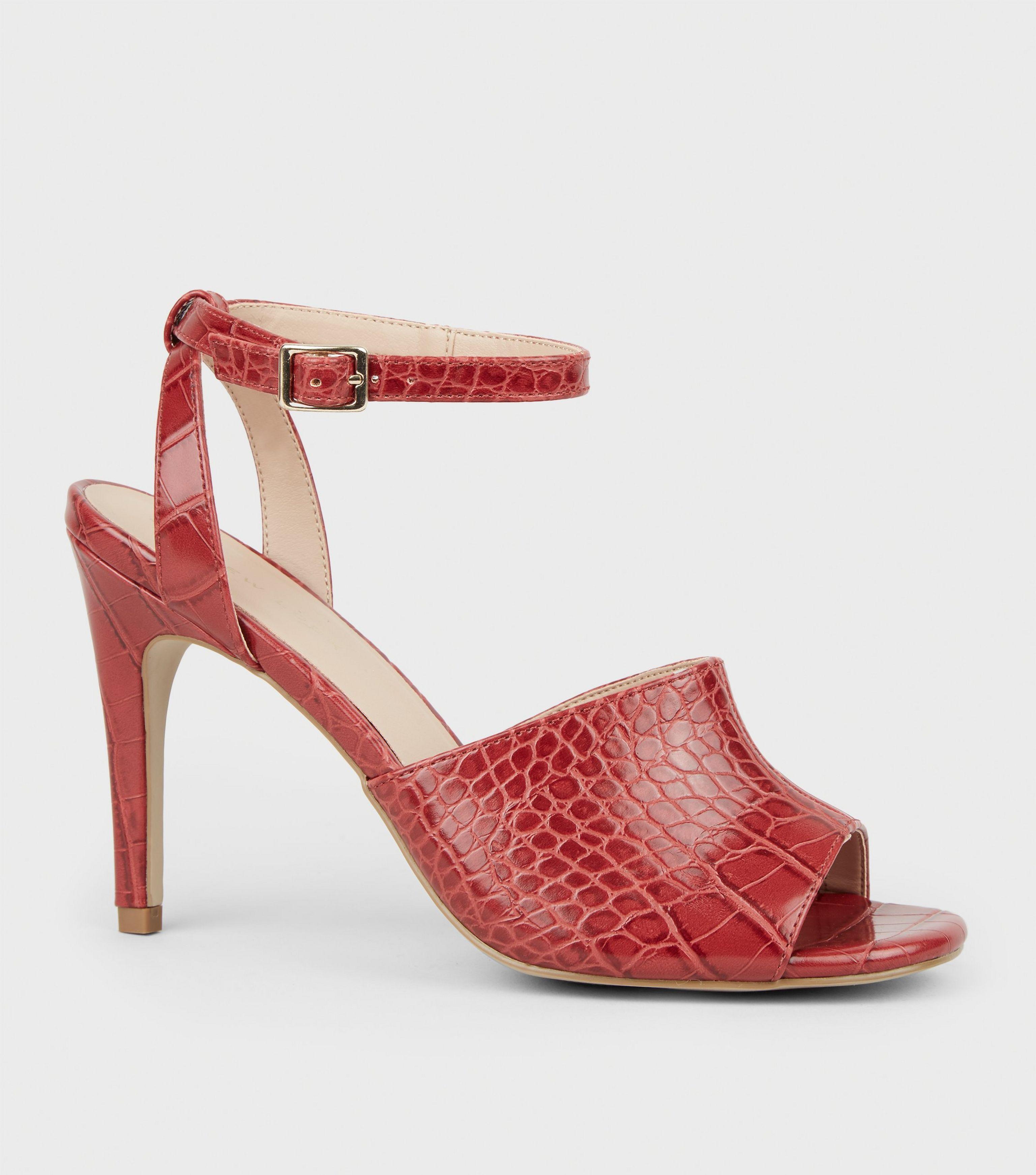 stiletto heel crocs