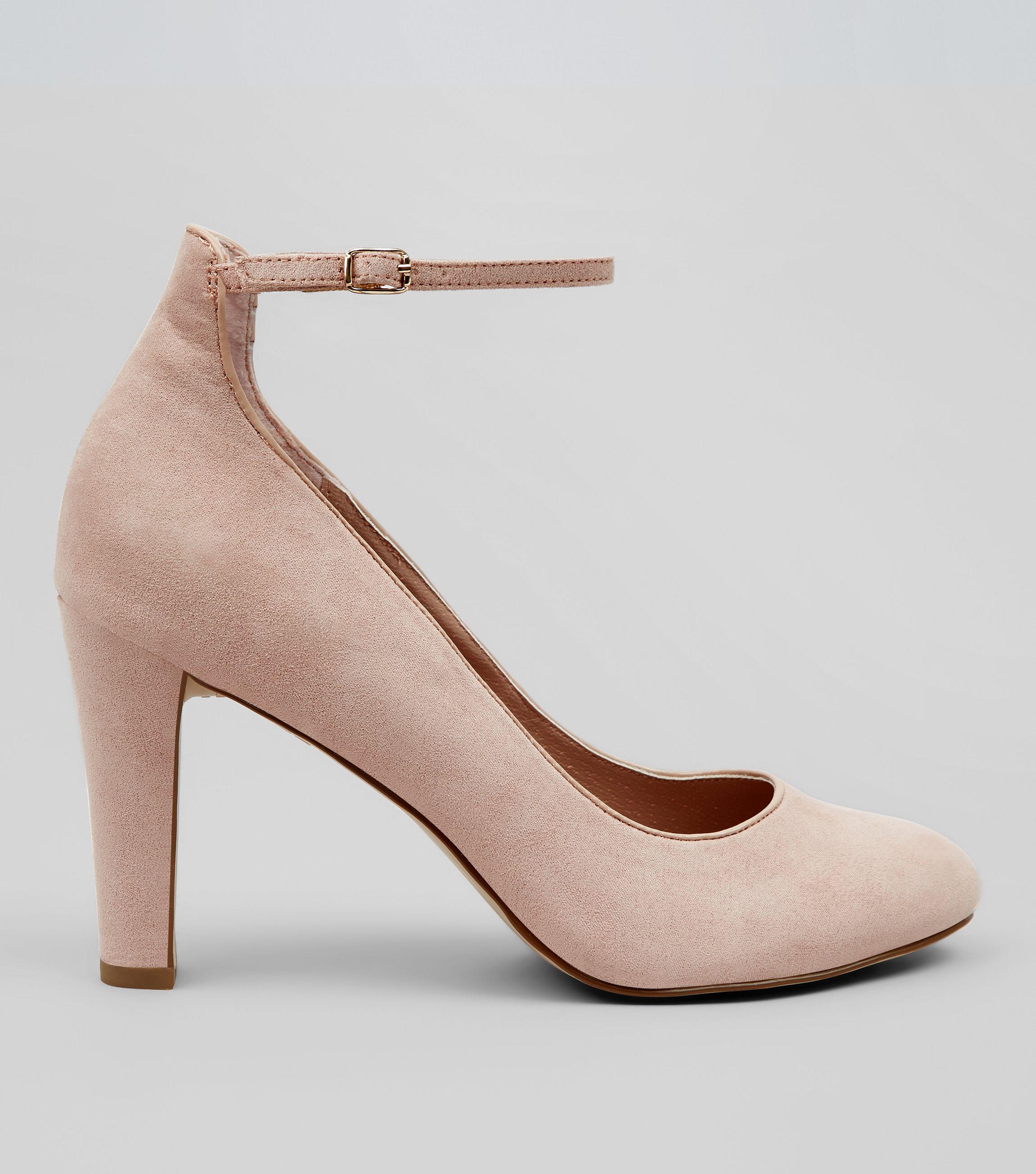 nude court shoes with strap