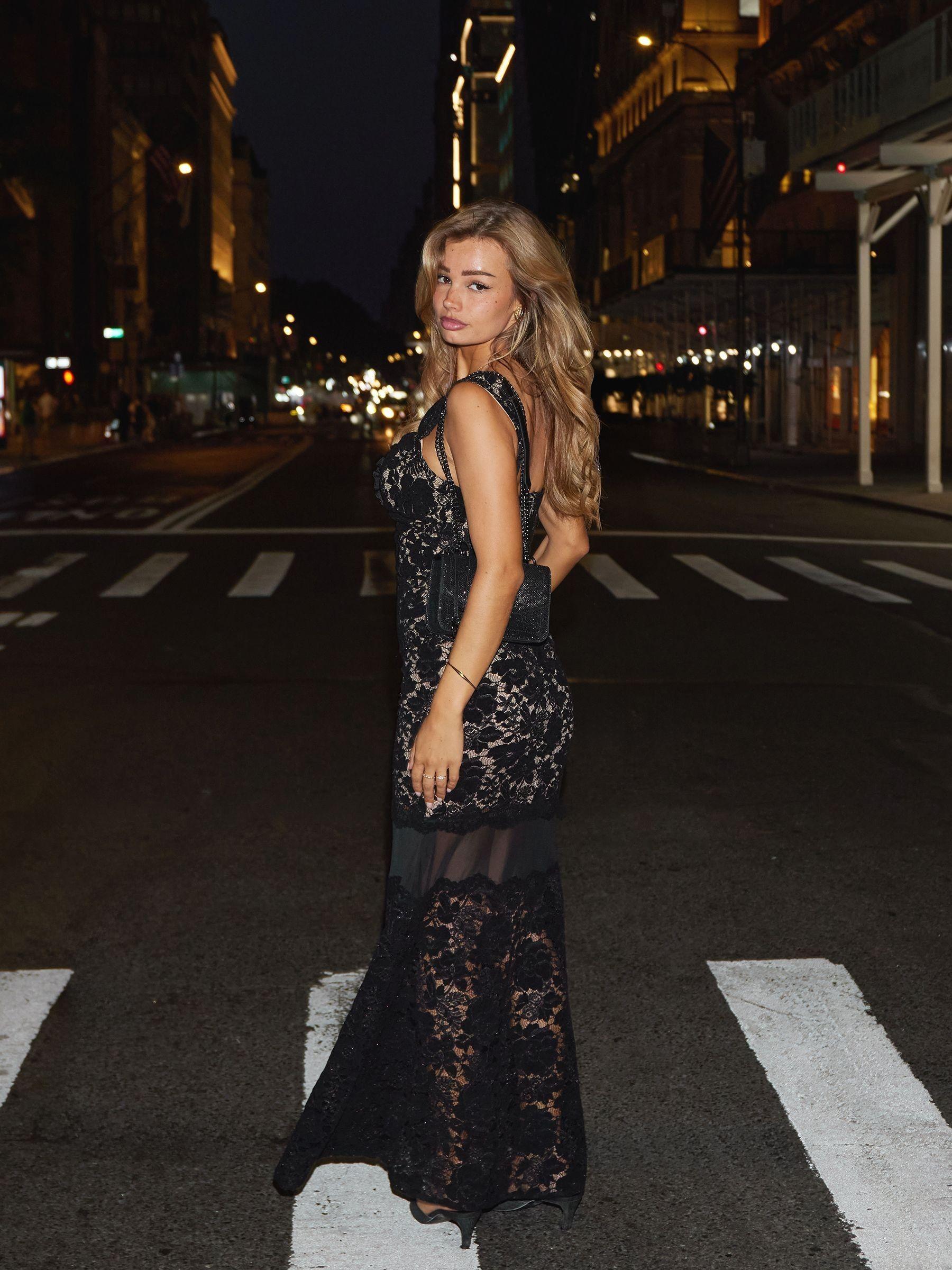 chinese dress ladies Lipsy Women Halter Lace Cornelli Artwork Split Maxi Dress 6 Nude: Buy  Online at Best Price in Egypt