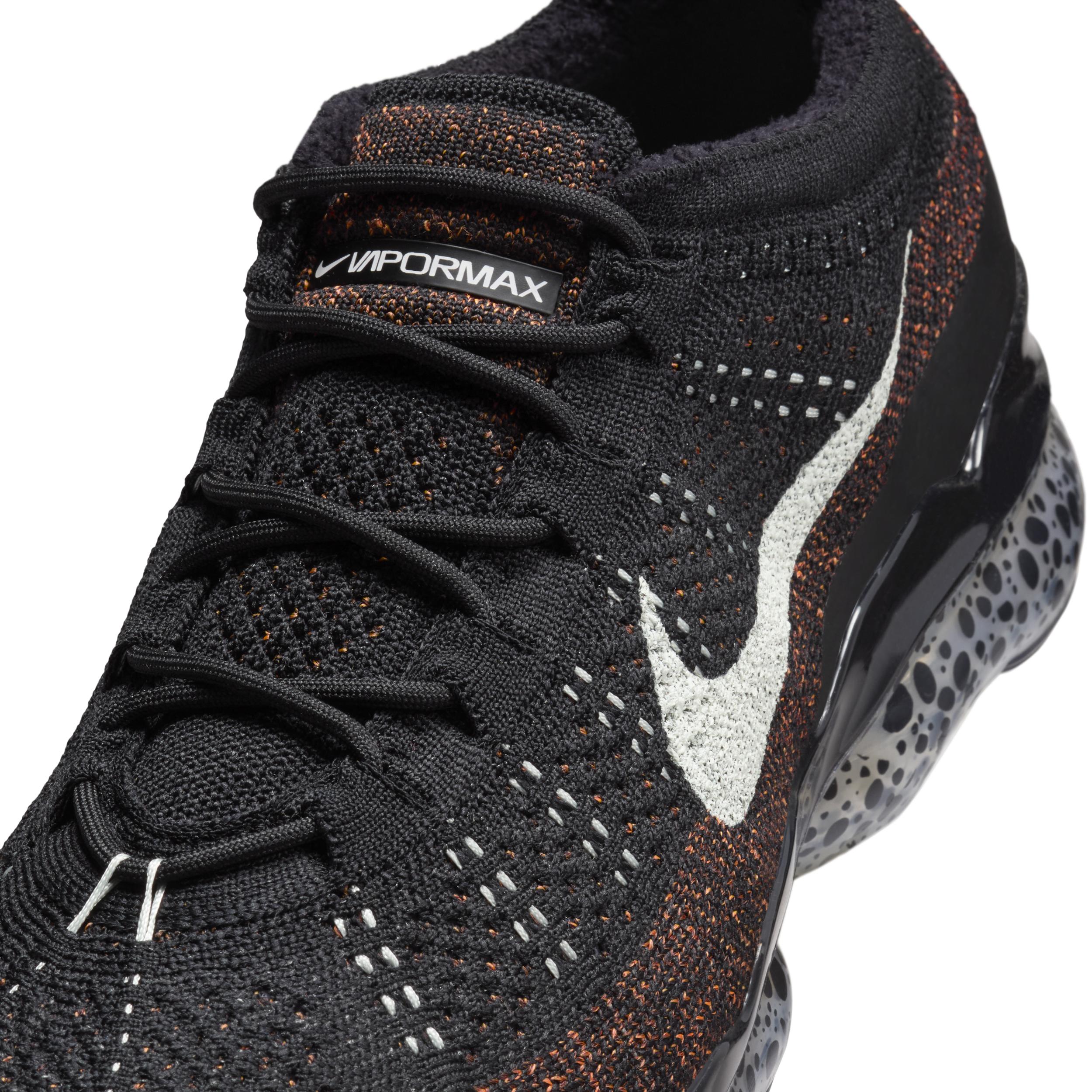 Black air vapormax flyknit hot sale