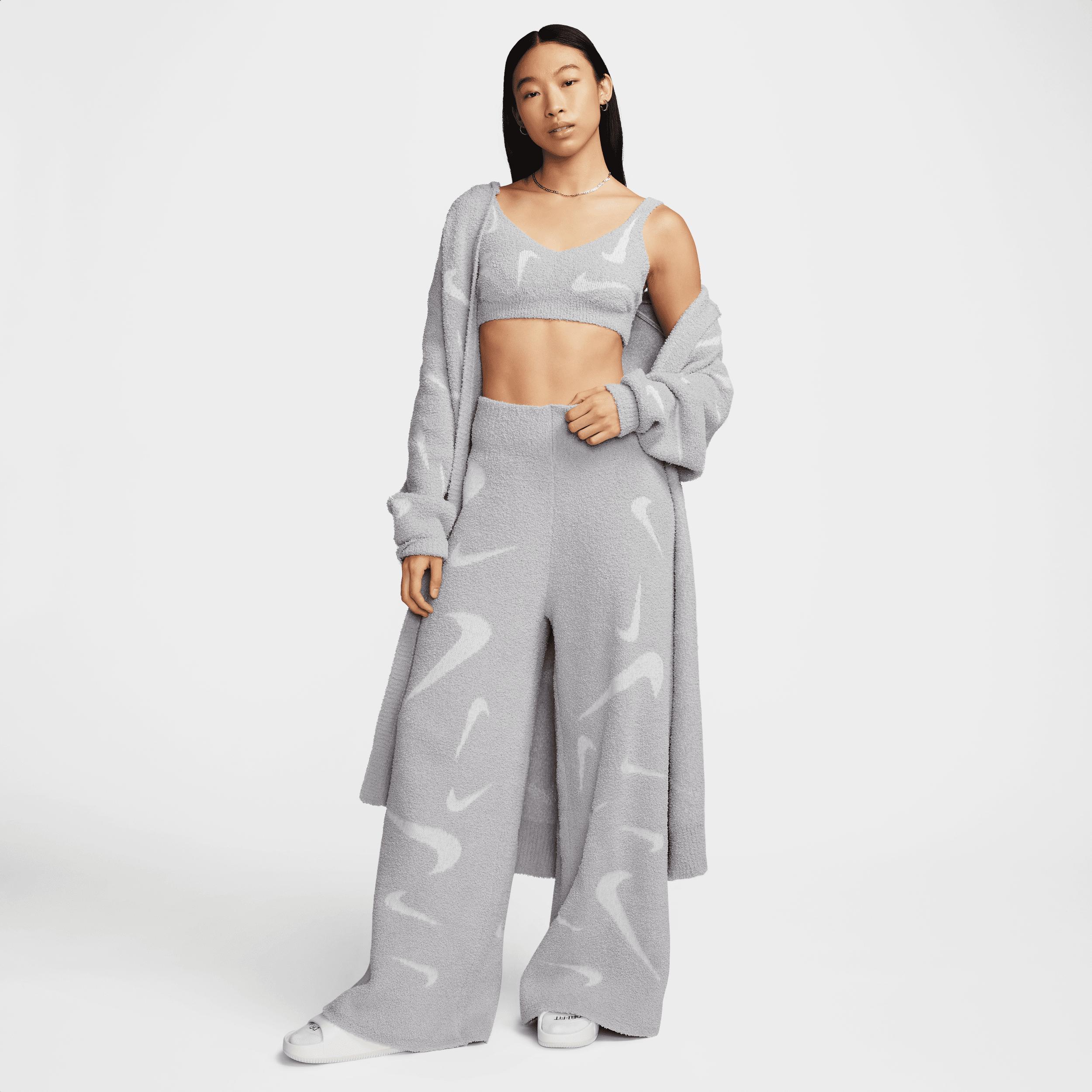 ★★Nike★★ Sportswear Phoenix Cozy Boucle High Waist Overs Nike Sportswear Phoenix Cozy Bouclé High-waisted Wide-leg