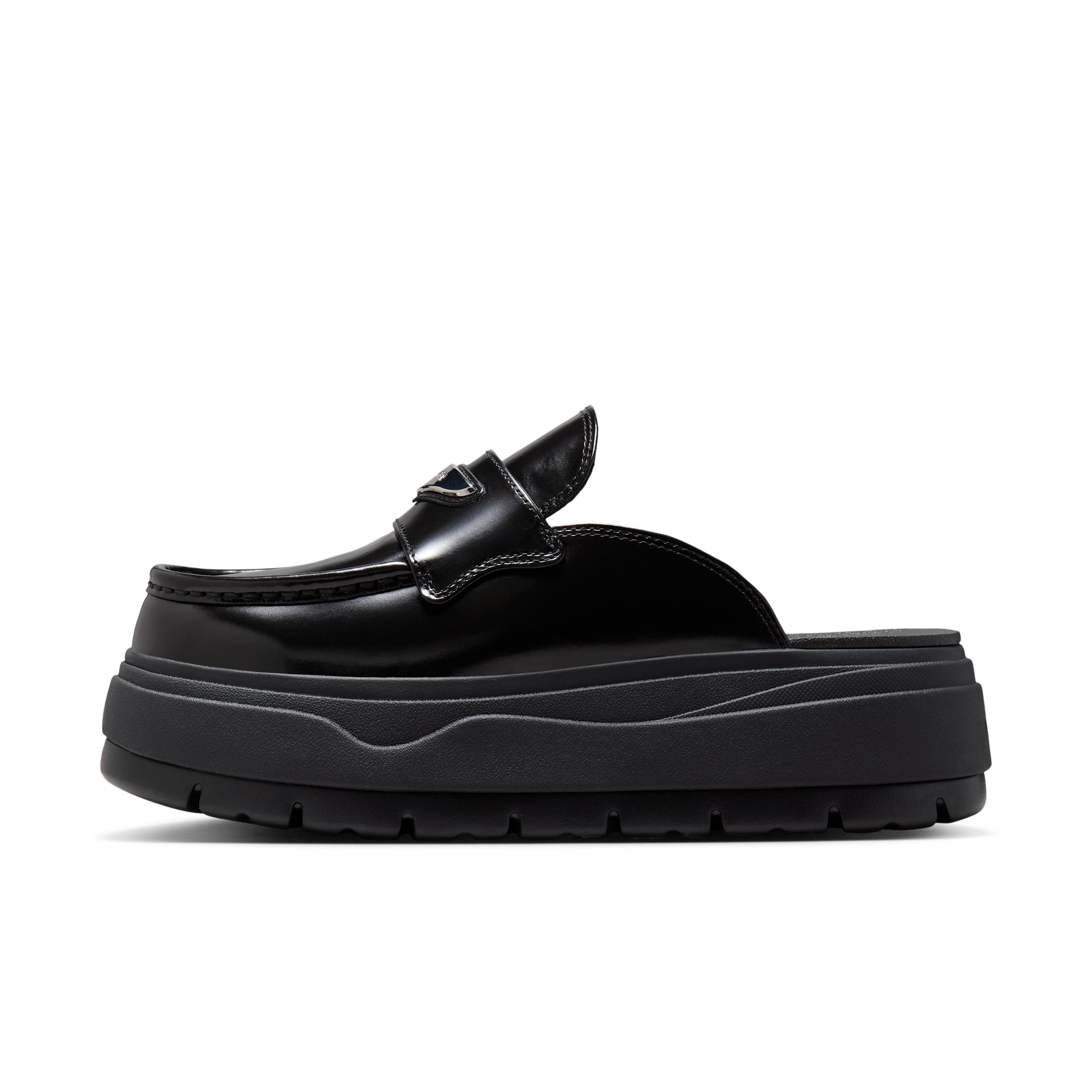 nike with square heel