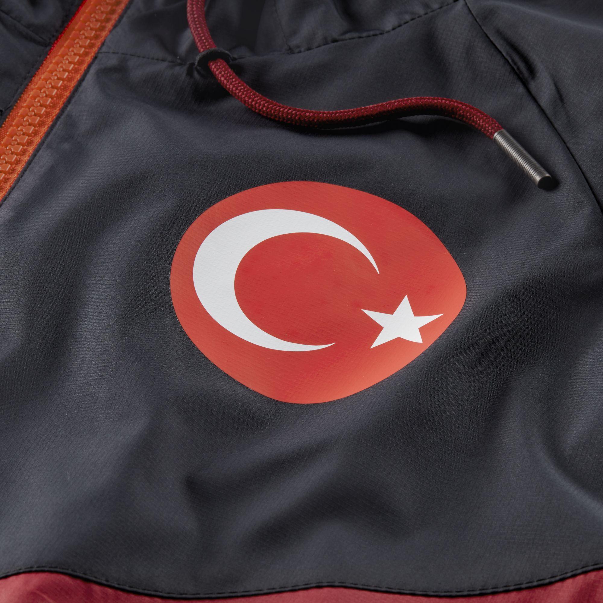 Nike Turkey Windrunner Woven Jacket Red for Men | Lyst UK