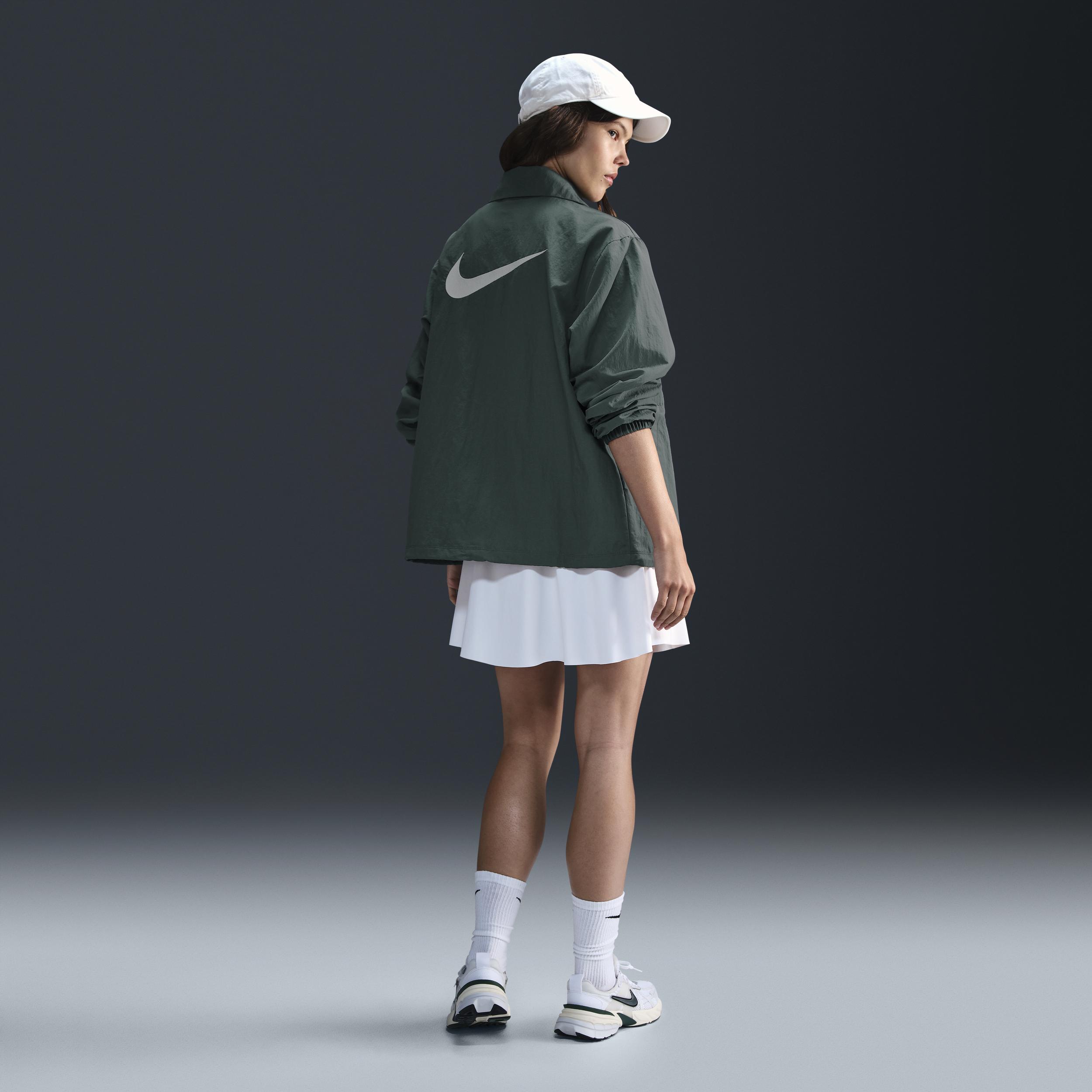 Nike Sportswear Essential Oversized Uv Woven Coaches' Jacket