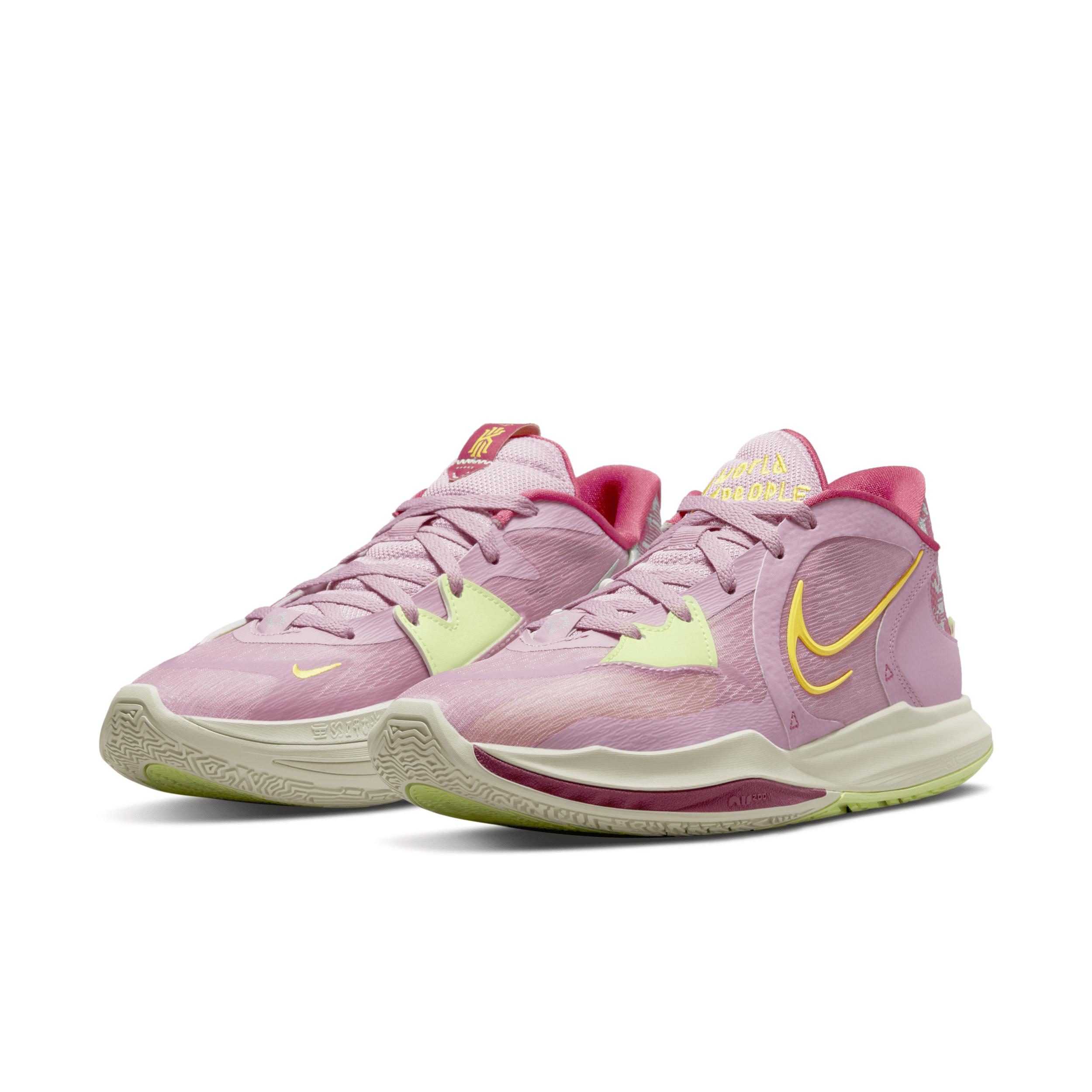 Nike Kyrie Low in Pink for Men | Lyst