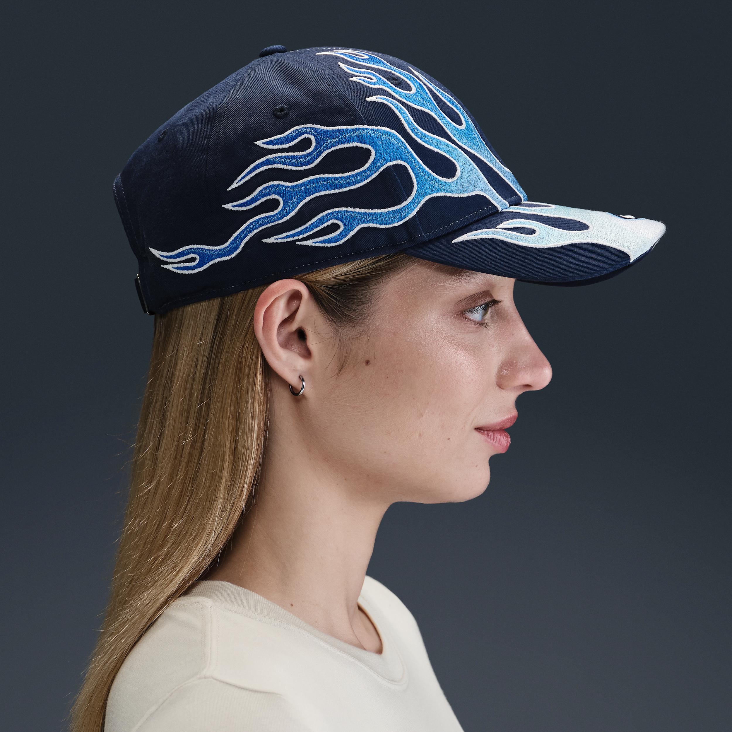 帽子 nike club cap structured og flame navy Nike Club Structured OG Flame Cap 'Midnight Navy' – TĀKOUT NY