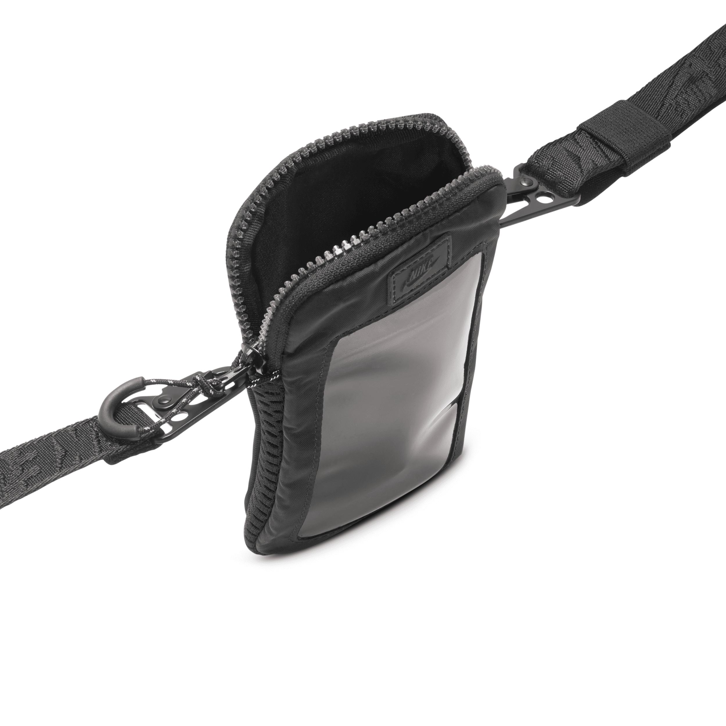 NIKE✴︎メッセンジャーバッグ✴︎tech系 NIKE 弁当箱 「NIKE」NAN NK FUTURA MESSENGER LUNCH/ランチ