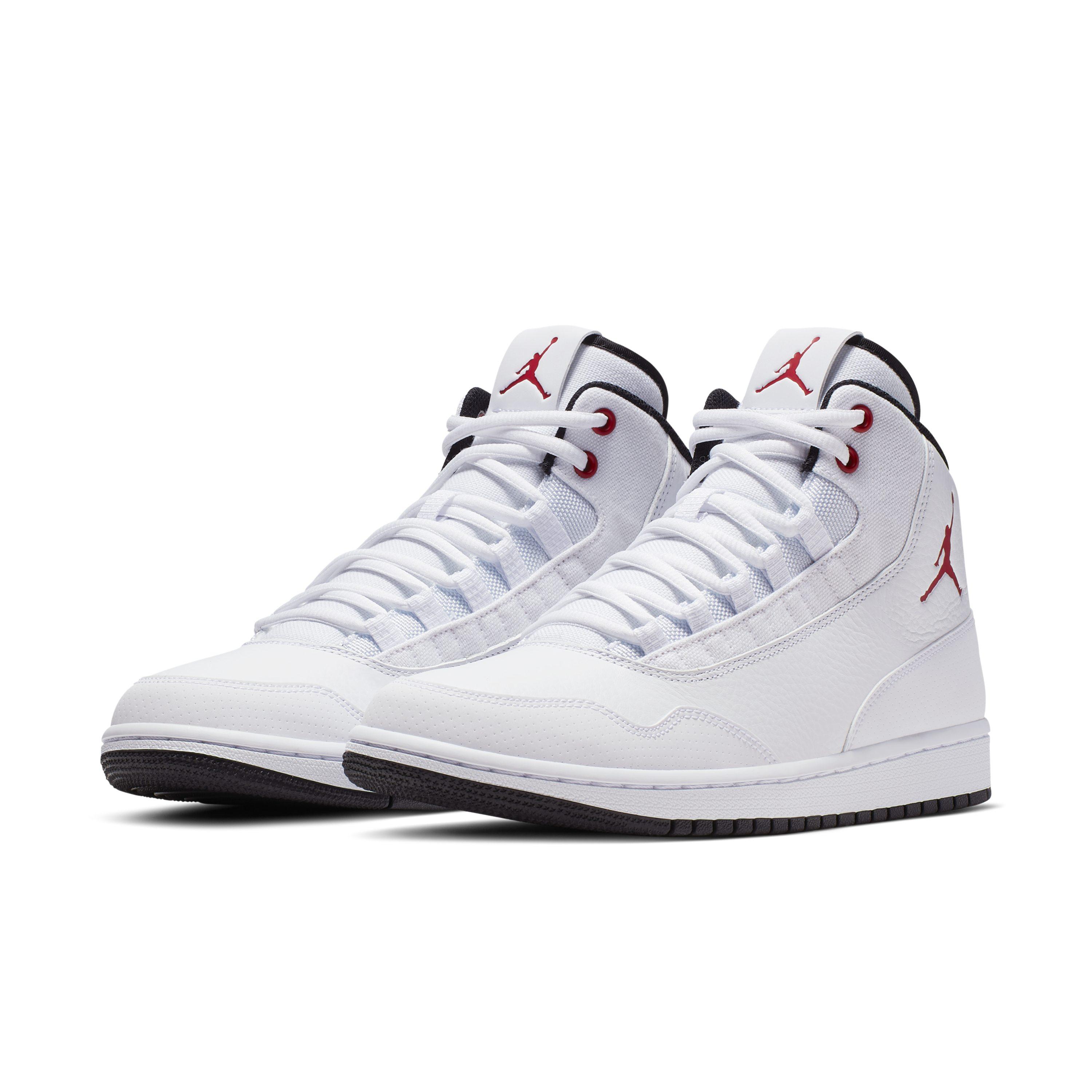 nike white high top basketball shoes