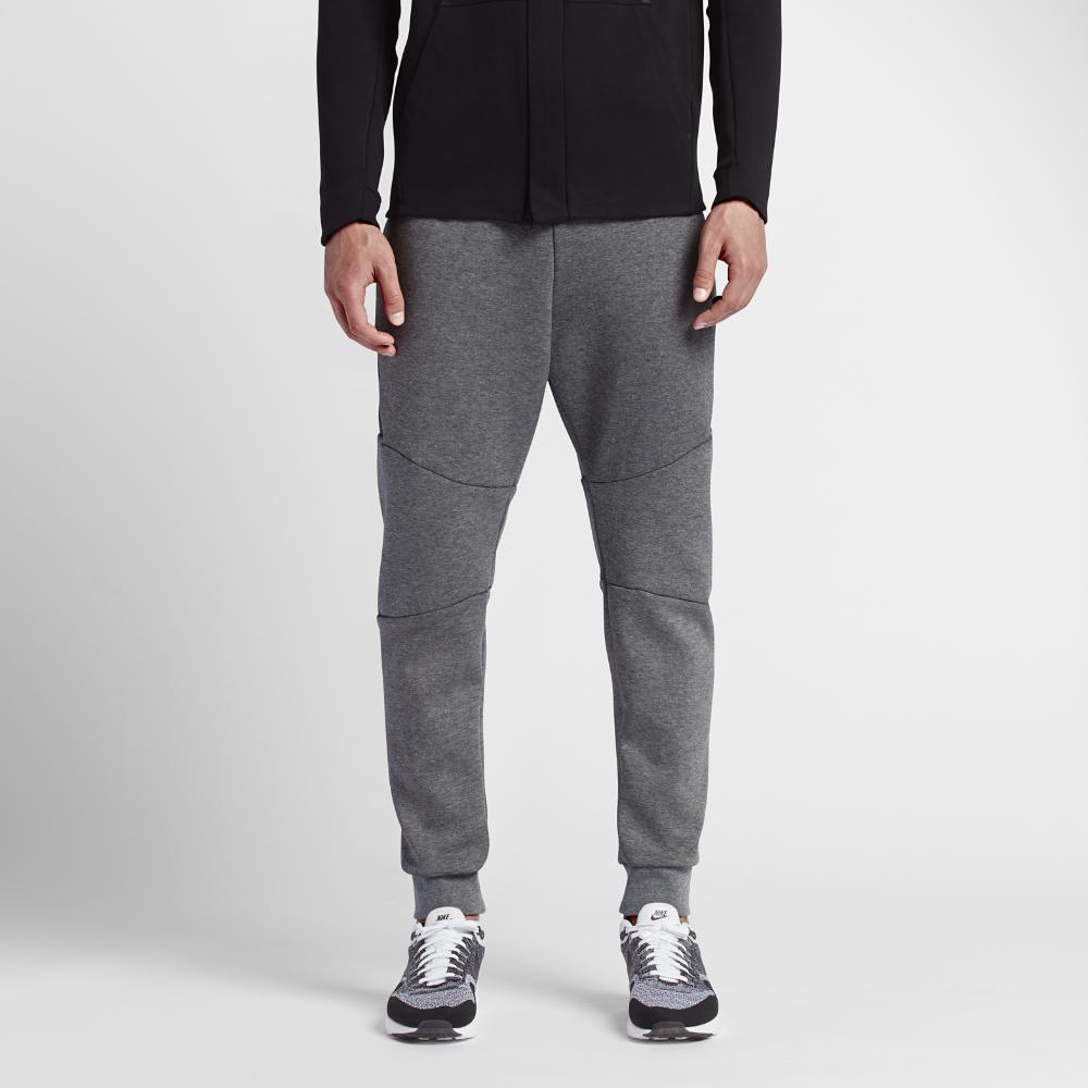 Nike Sportswear Tech Fleece Men's Joggers in Carbon Heather/Cool Grey/Black  (Gray) for Men - Lyst