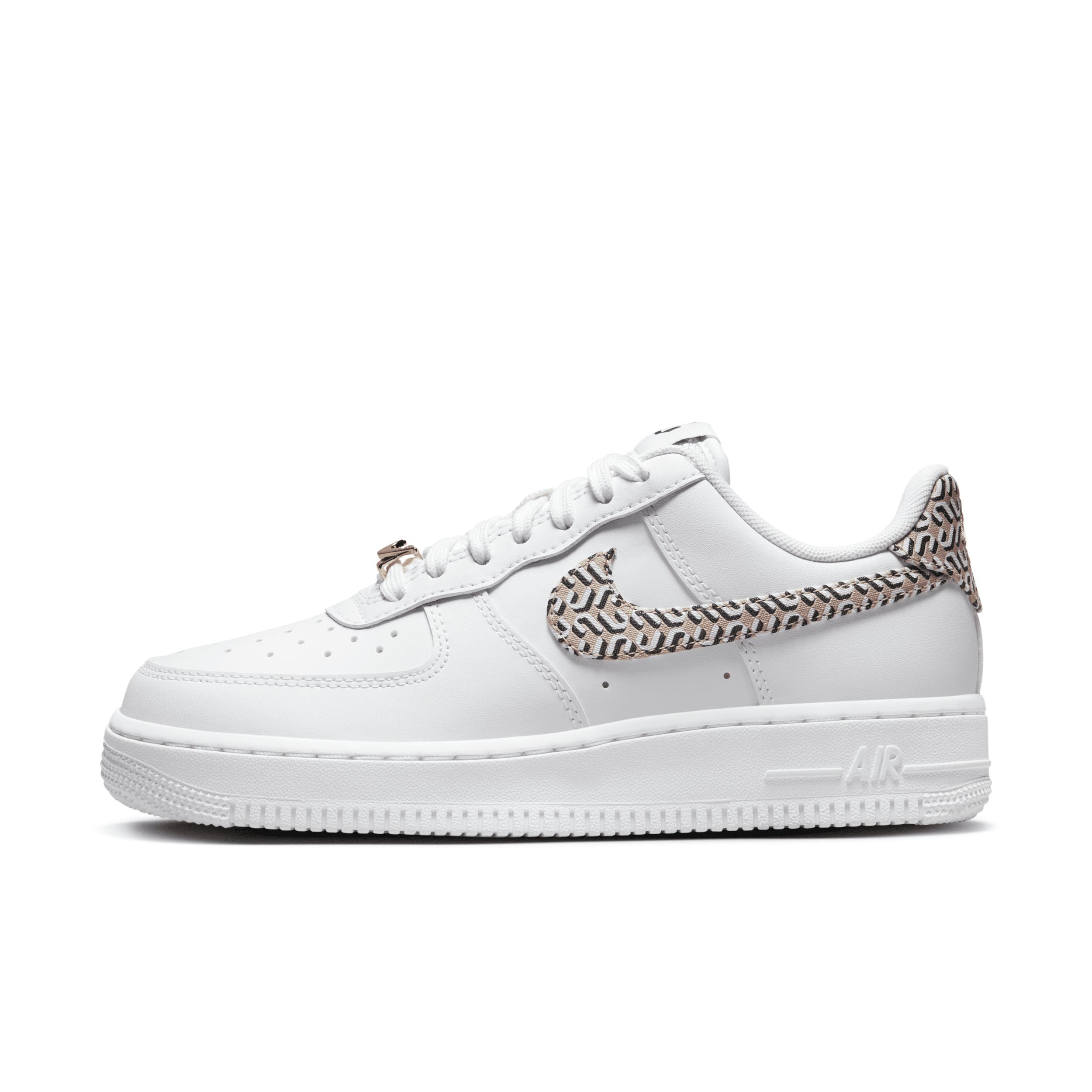 Nike Air Force 1 Lx United Shoes in White | Lyst