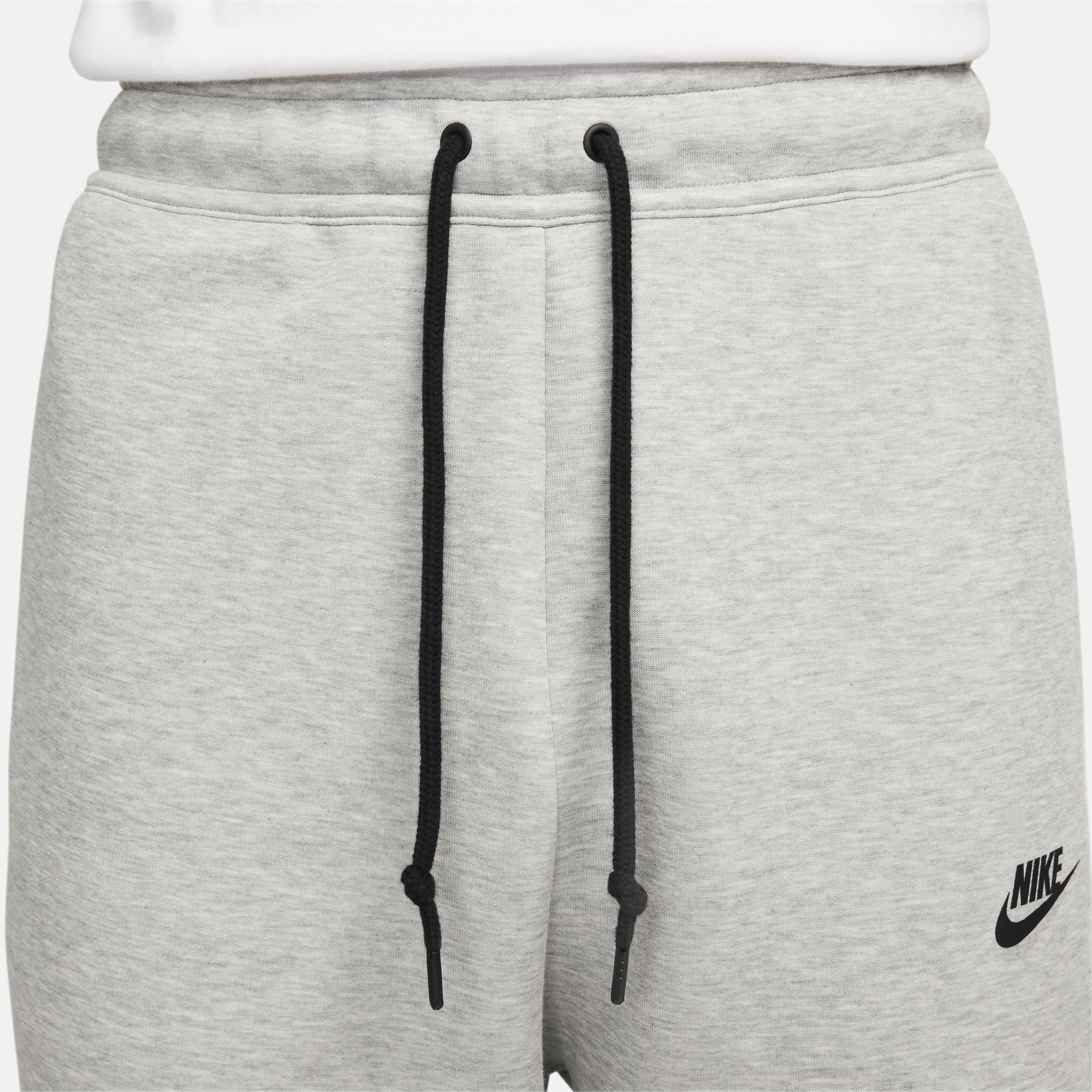 Nike Sportswear Tech Fleece Loose Fit Tear-away Pants in Gray for