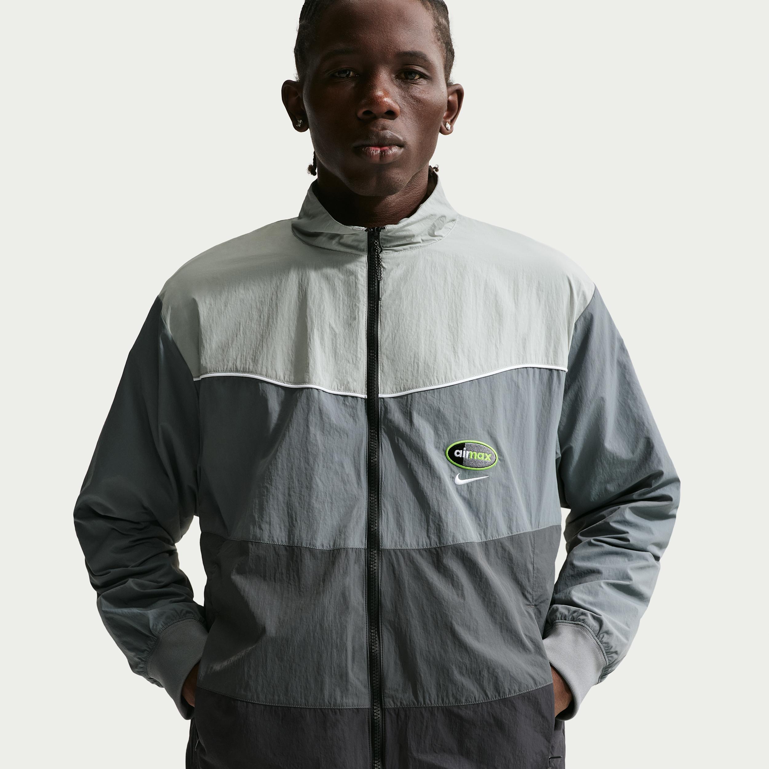 nike summer jacket mens