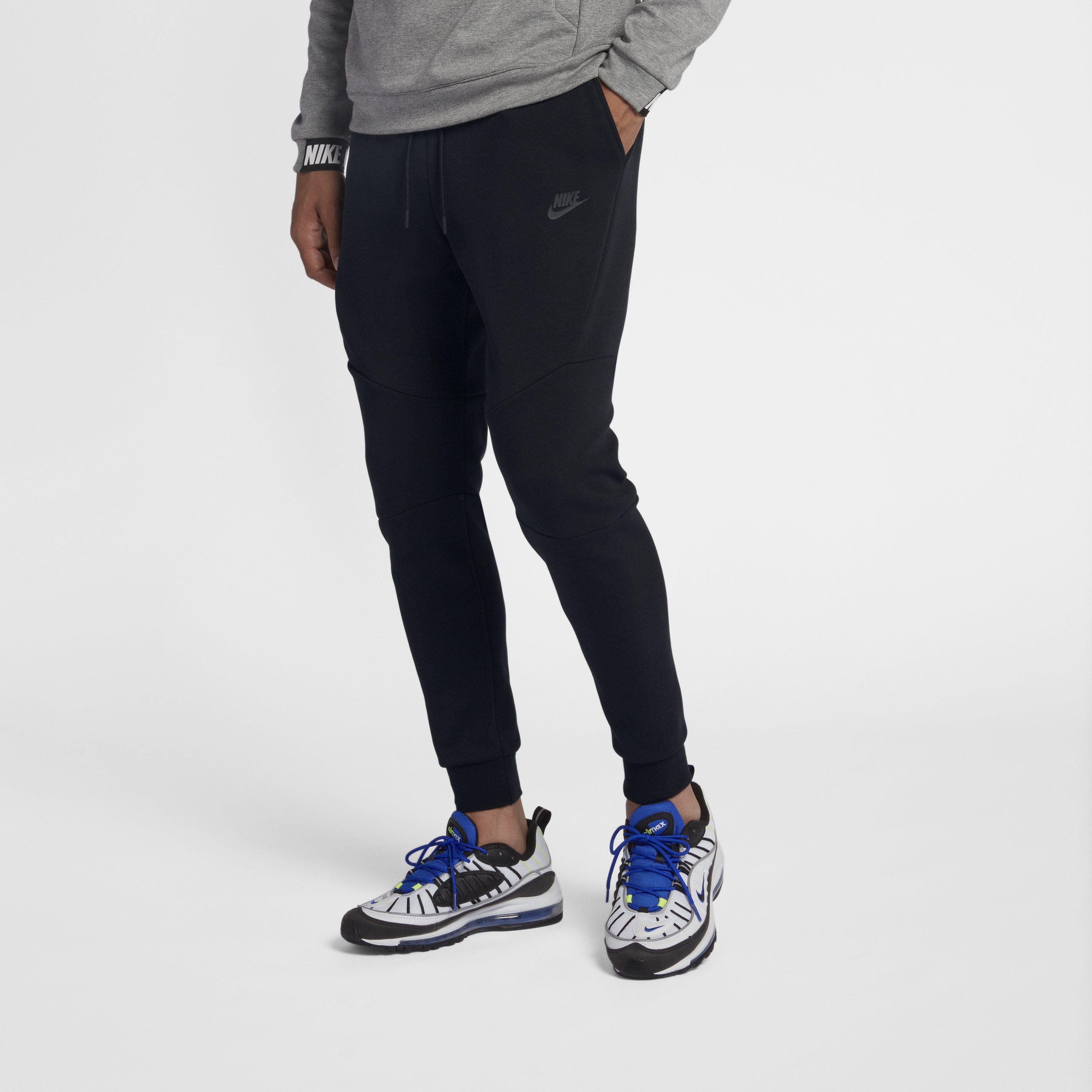 nike tech jogging bottoms