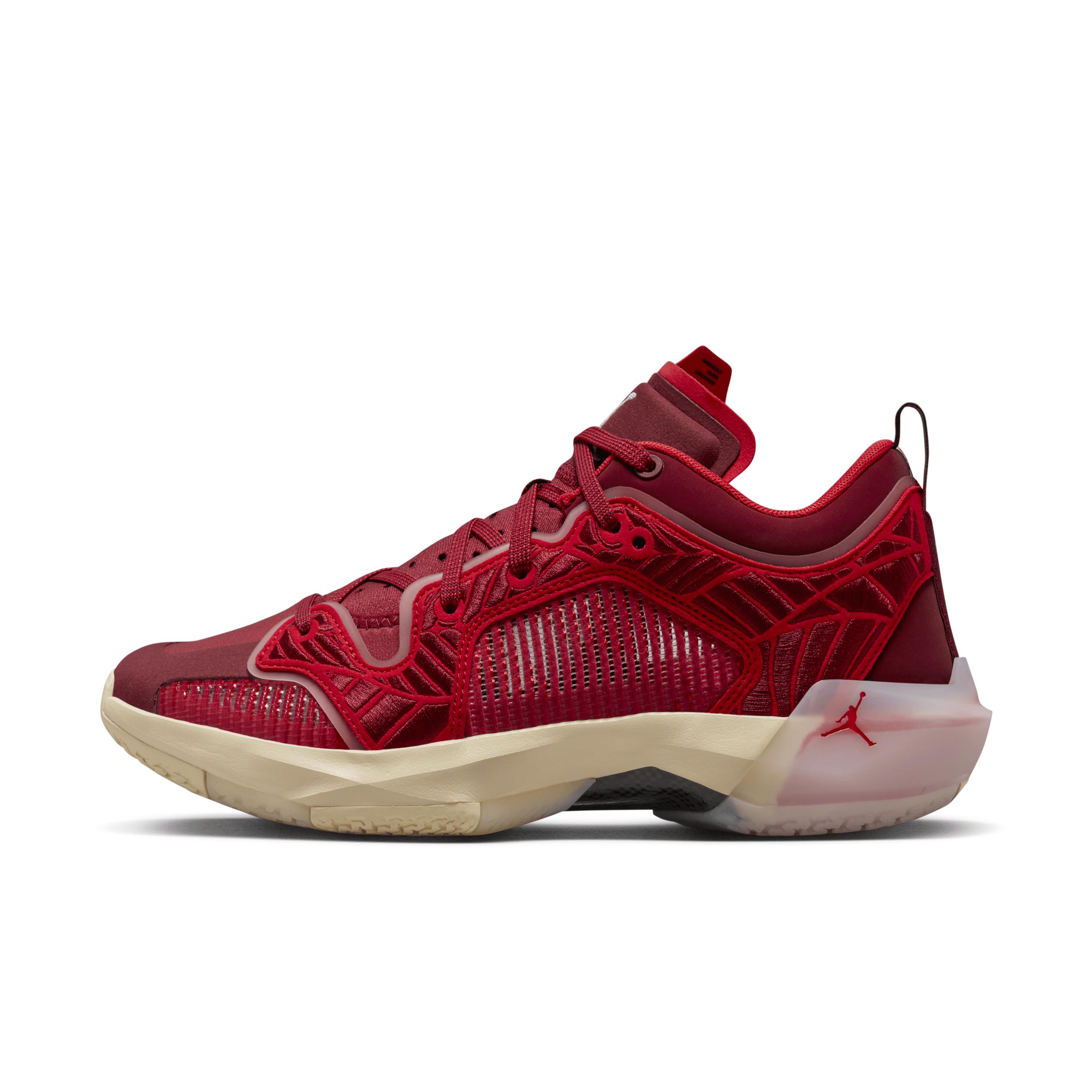 Nike Air Jordan Xxxvii Low Basketball Shoes In Red, | Lyst