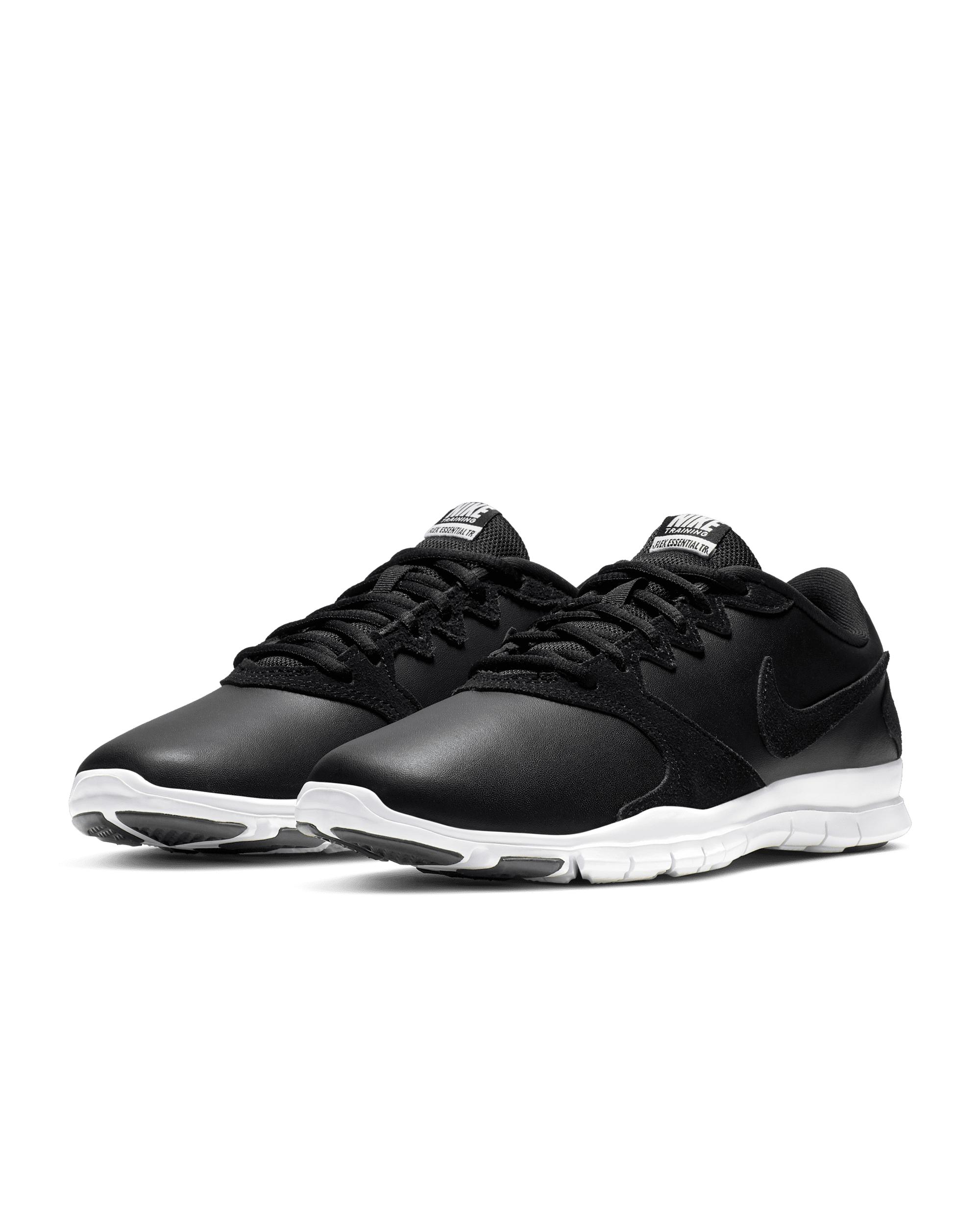 nike essential flex tr