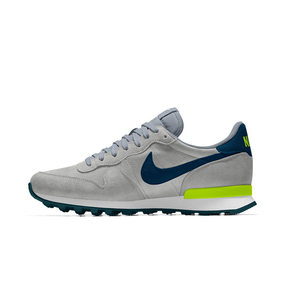 nike internationalist mid id