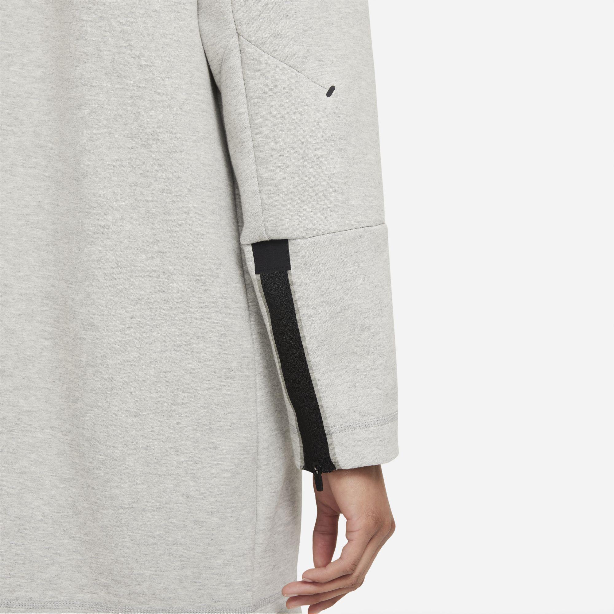 Nike Sportswear Tech Fleece Long-sleeve 