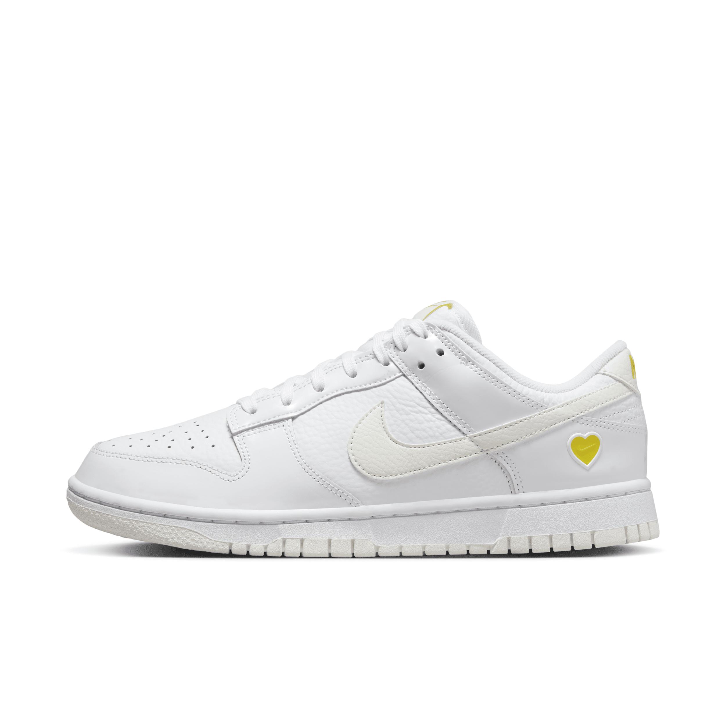 Nike Dunk Low in White | Lyst