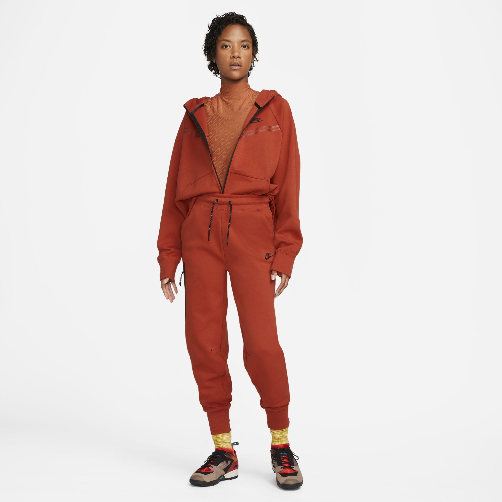 Nike Sportswear Tech Fleece Pants in Red | Lyst