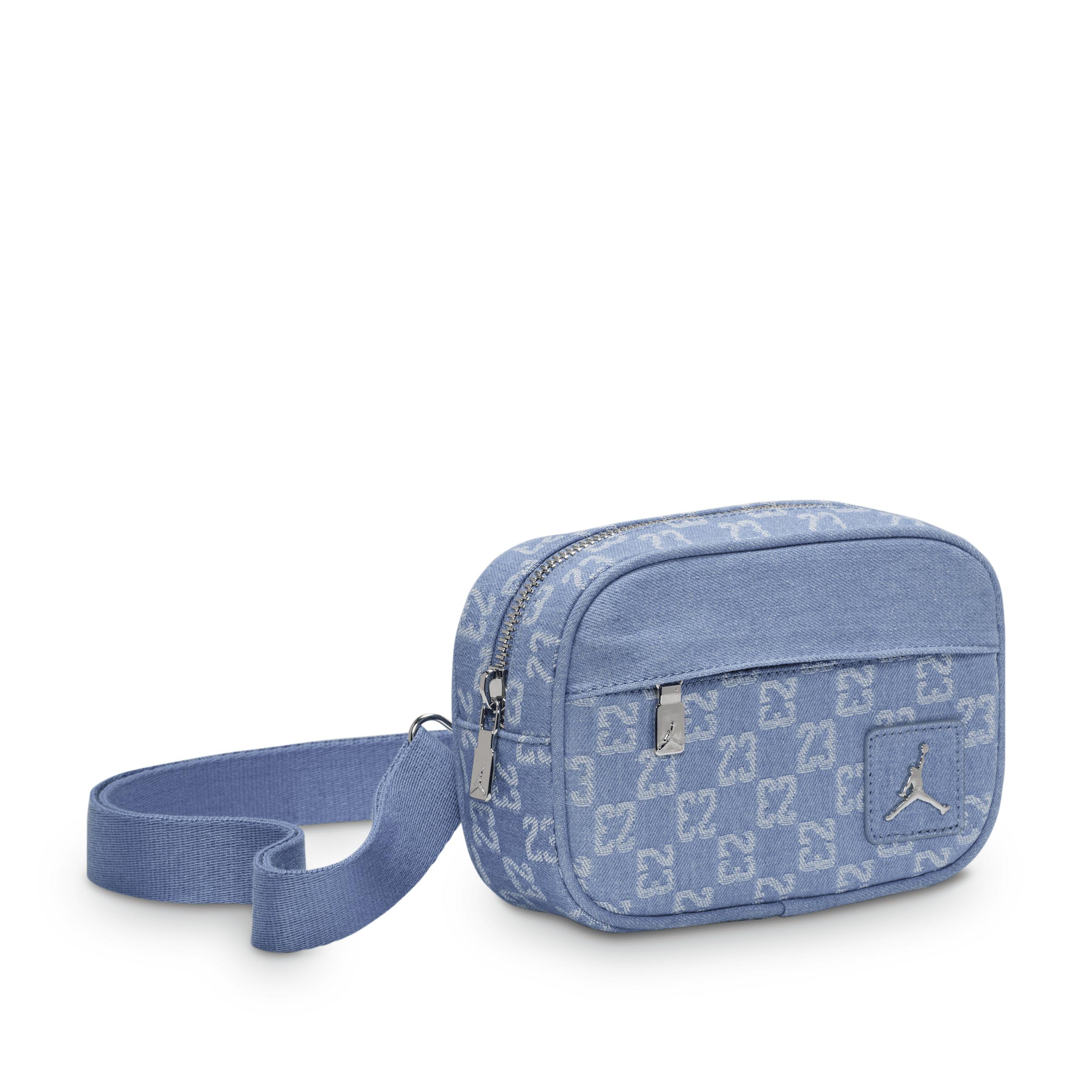 【Nike】Monogram Camera Bag ★関税・送料無料★ Nike Monogram Camera Bag (1.5L) in Blue for Men | Lyst