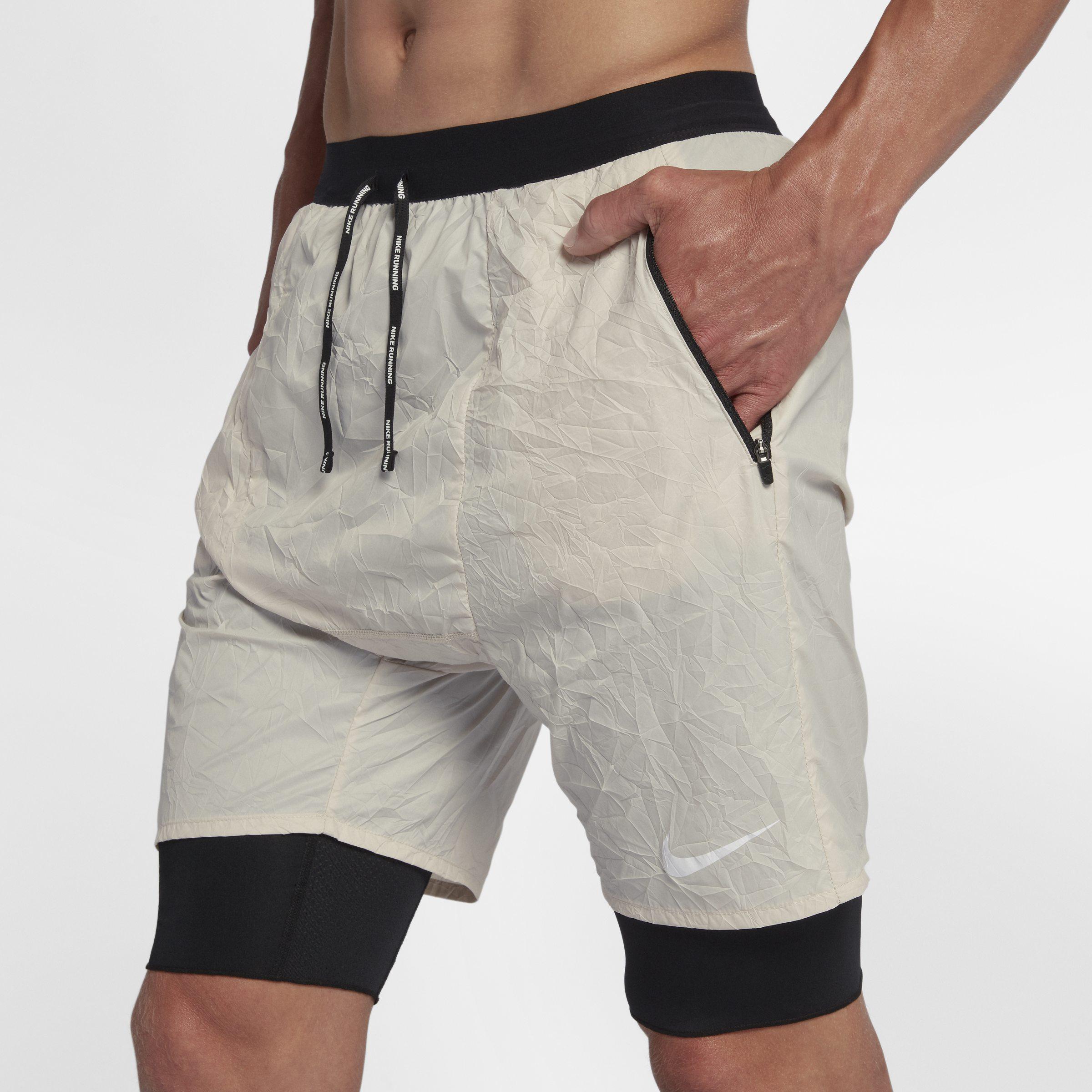 Nike Flex Run Division Stride Elevate 2 in 1 Laufshorts für Herren in Multicolor für Herren Nike Flex Run Division Stride Elevate 2 in 1 Laufshorts für Herren in Multicolor für Herren