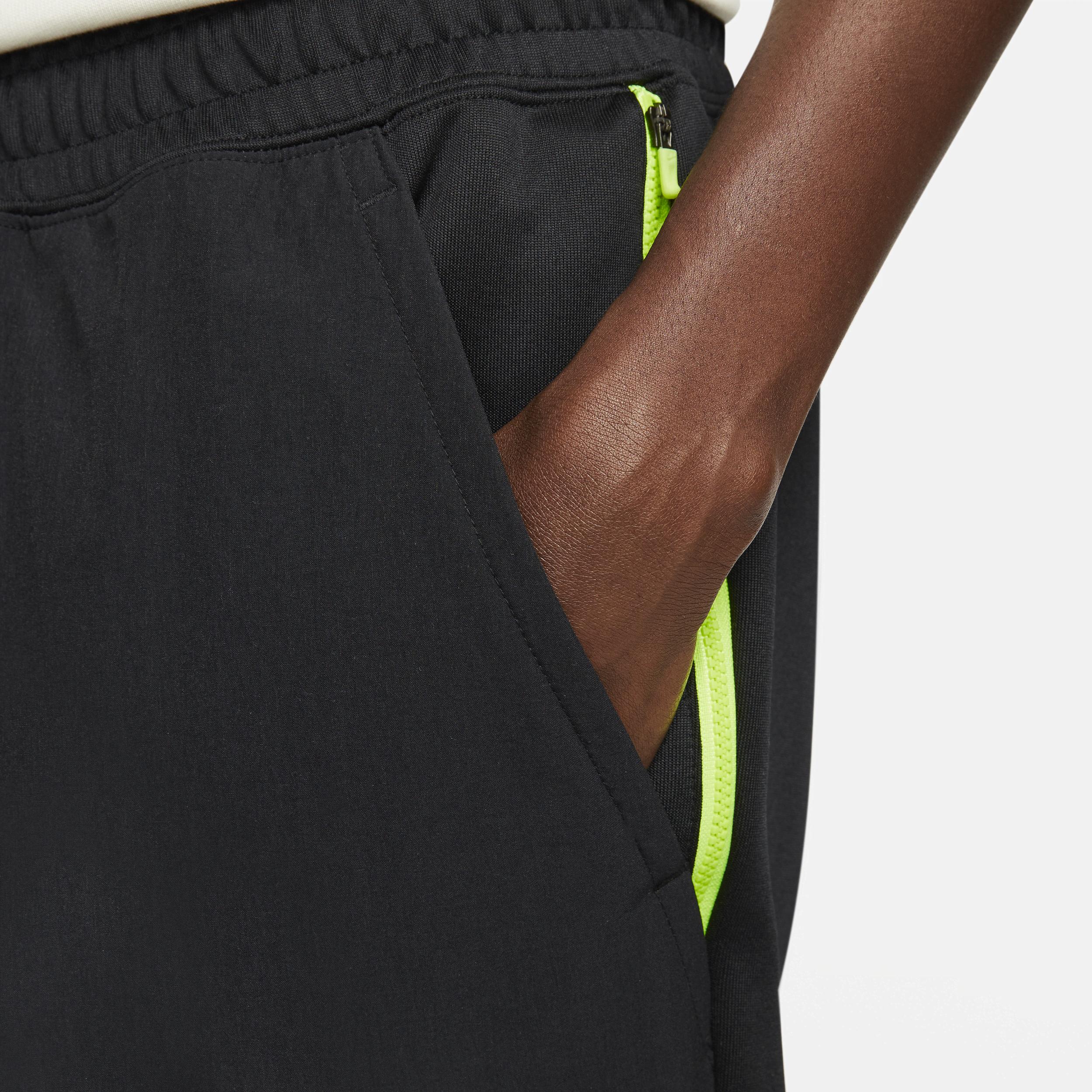 Black nike top air max joggers
